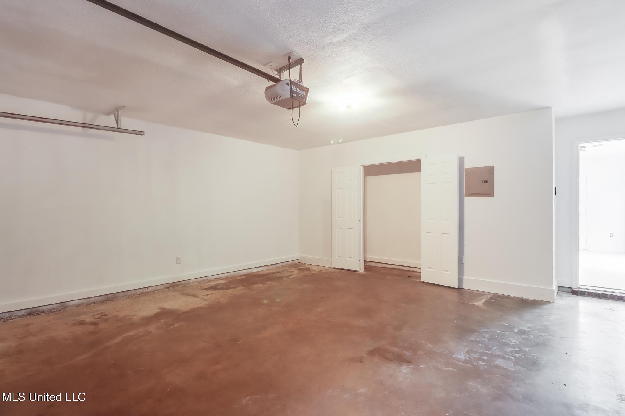 18311 Tarabrooke Drive, Gulfport, Mississippi image 19