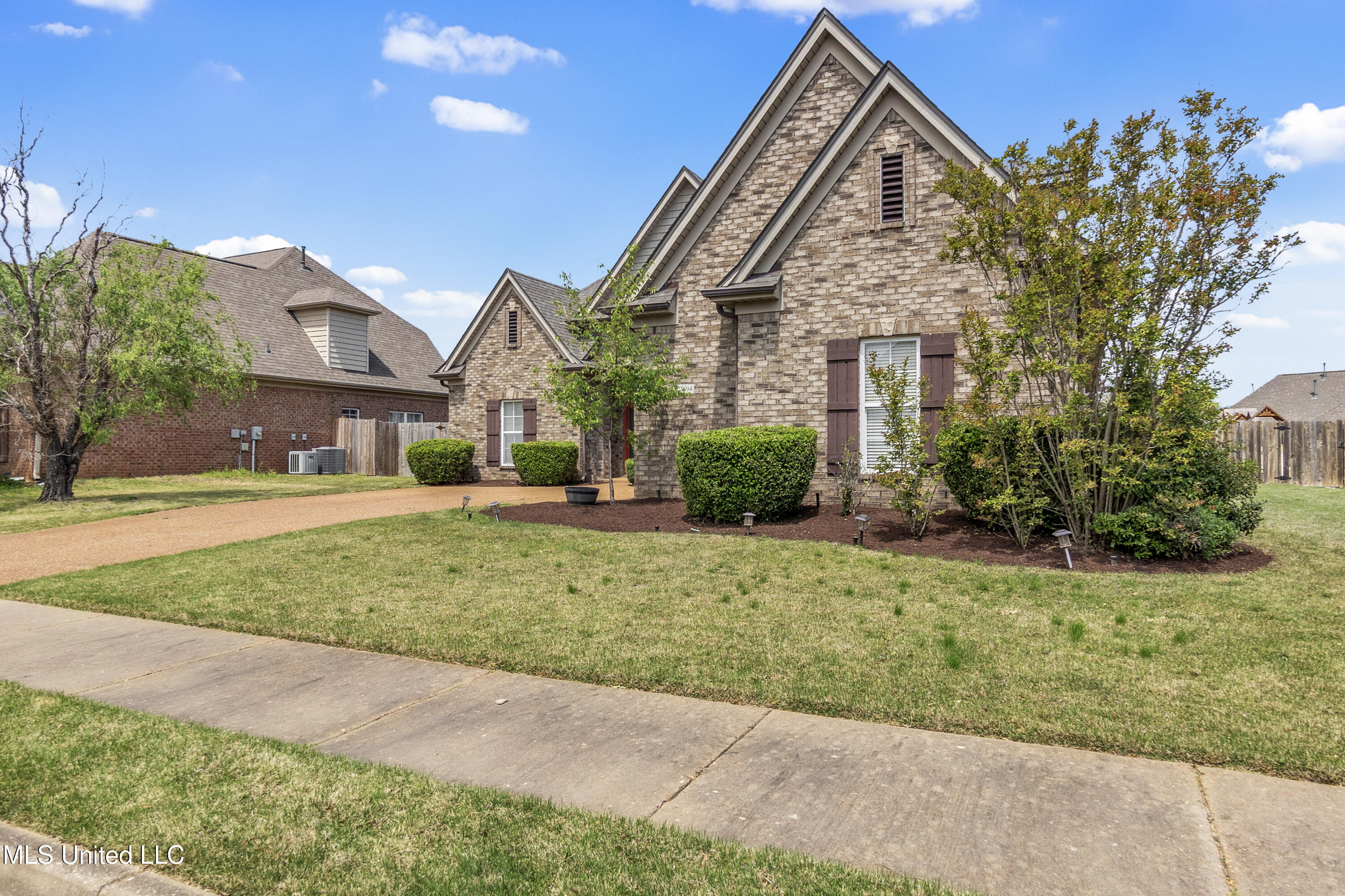 2894 Malabar Place, Southaven, Mississippi image 3