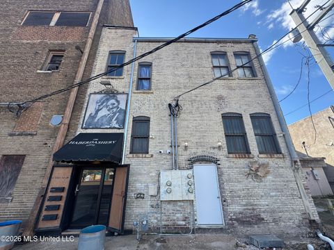 Condo For Sale - 228 Yazoo Avenue<br/> Clarksdale, MS 38614