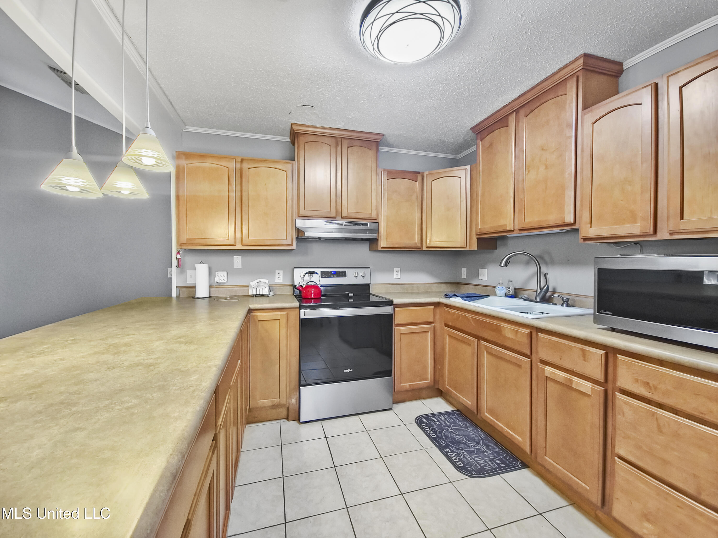1334 Diller Road, Ocean Springs, Mississippi image 8