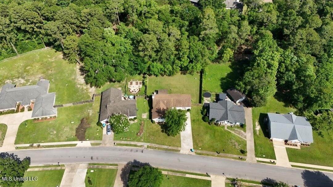 1334 Diller Road, Ocean Springs, Mississippi image 4