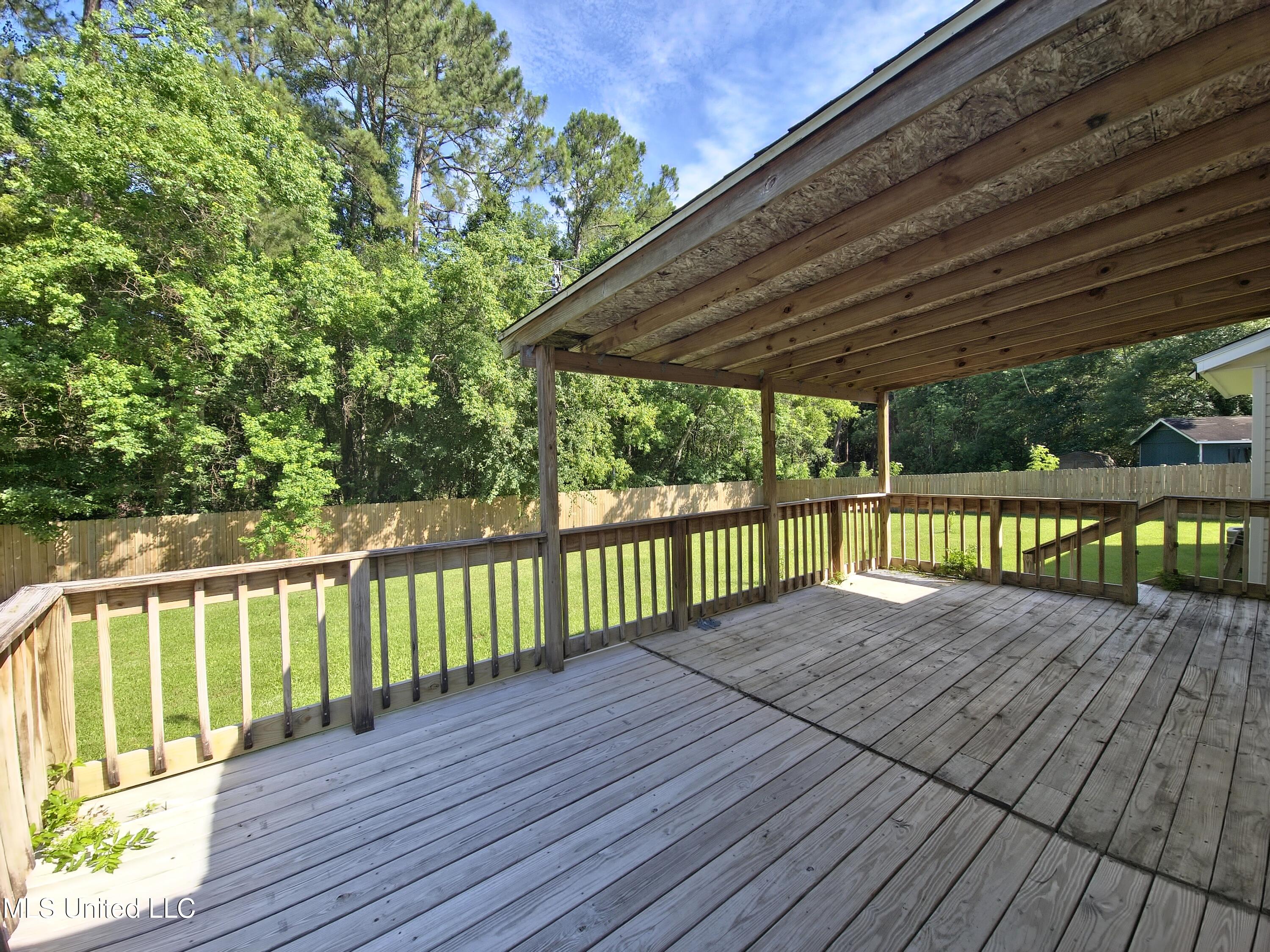 1334 Diller Road, Ocean Springs, Mississippi image 23