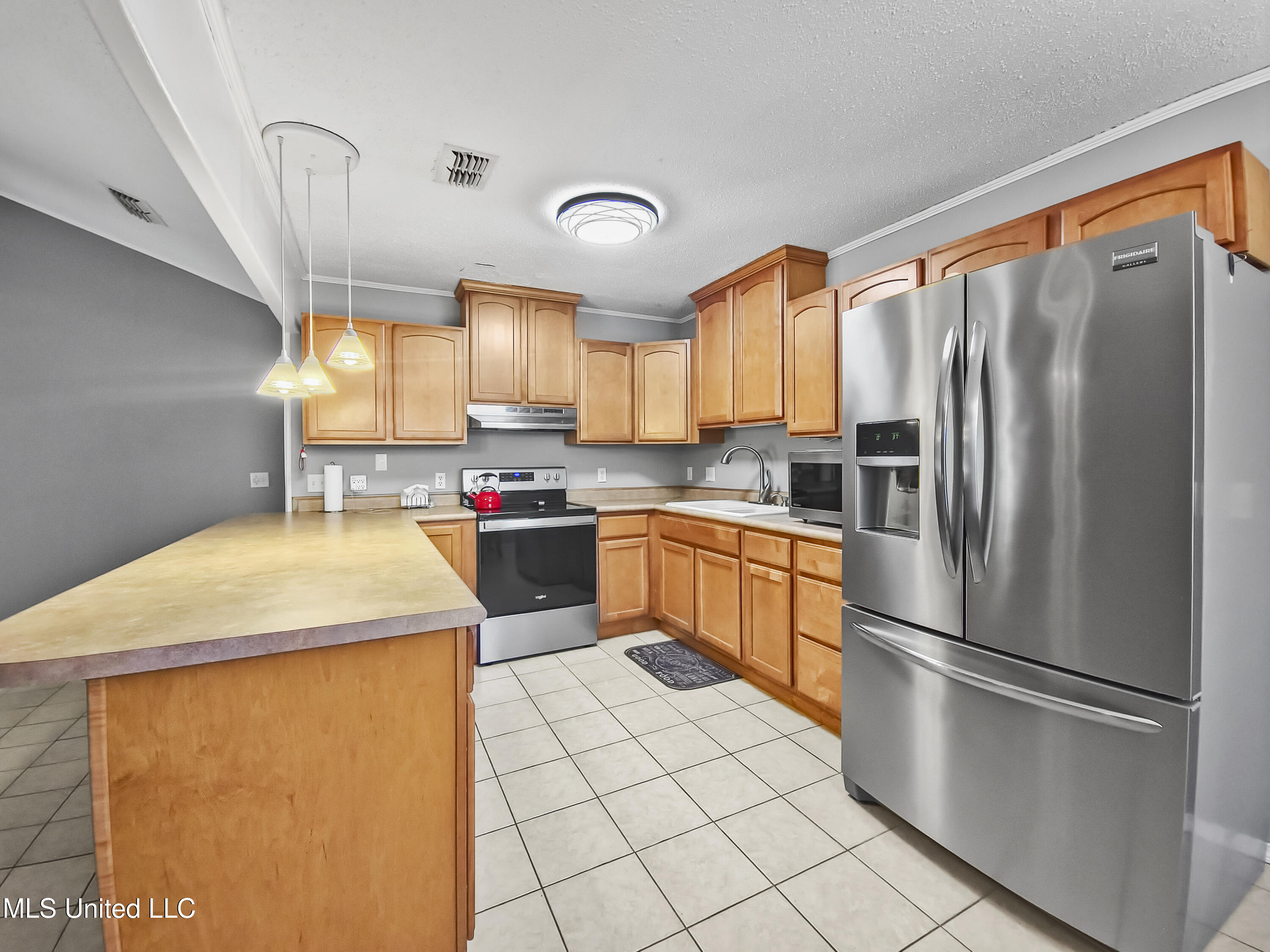 1334 Diller Road, Ocean Springs, Mississippi image 9