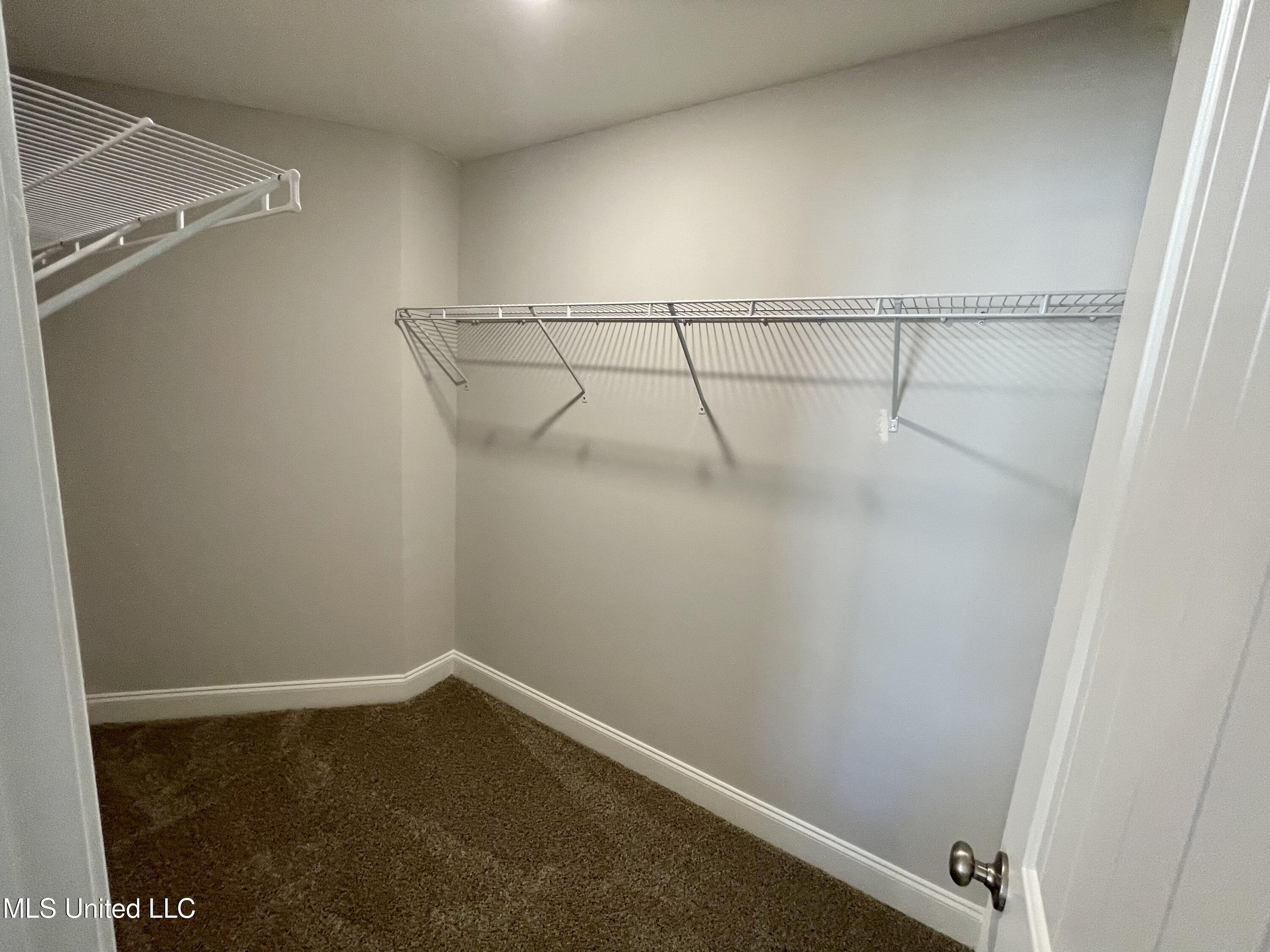 1573 S Reece Drive, Southaven, Mississippi image 9