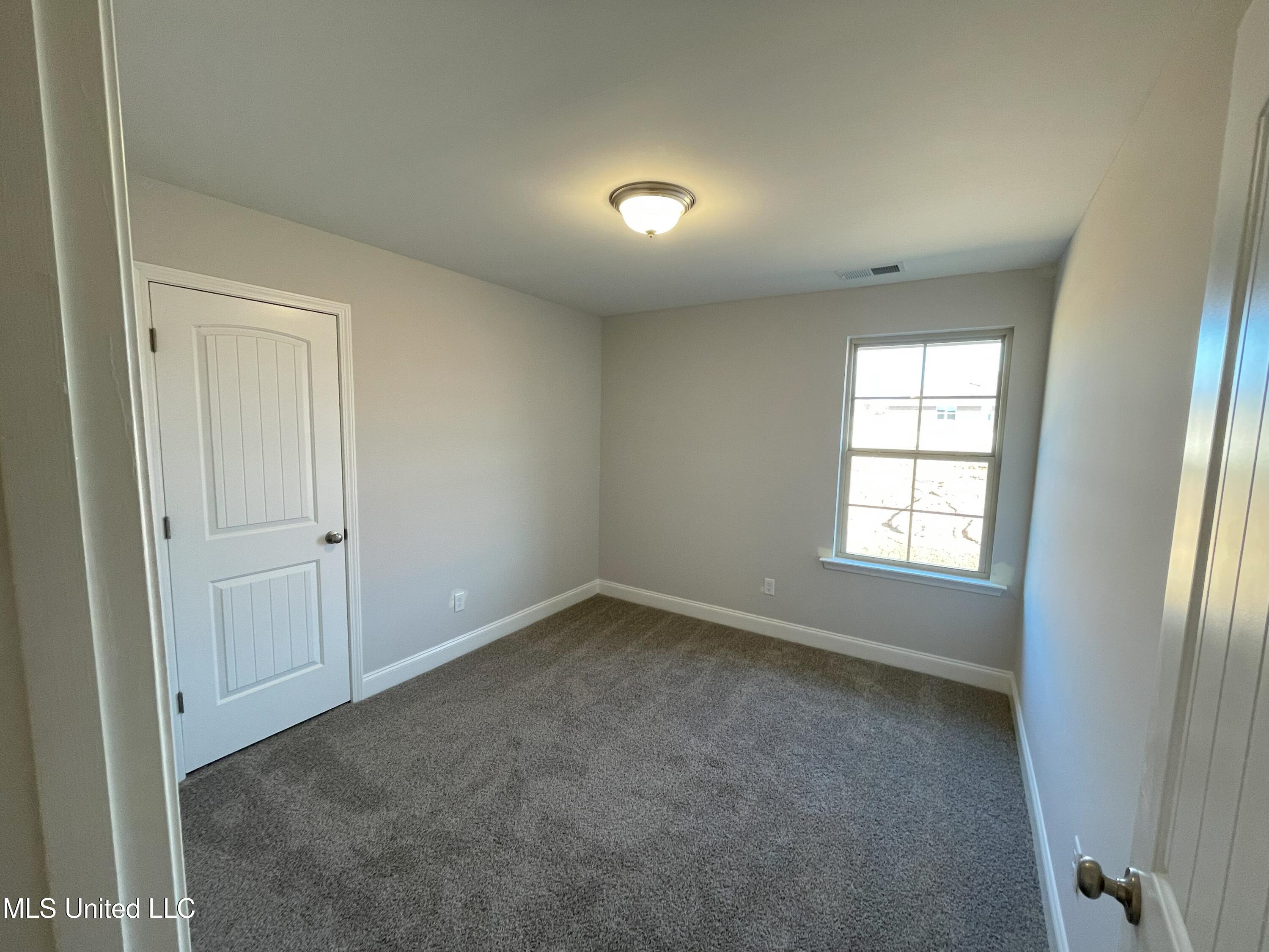 1573 S Reece Drive, Southaven, Mississippi image 16