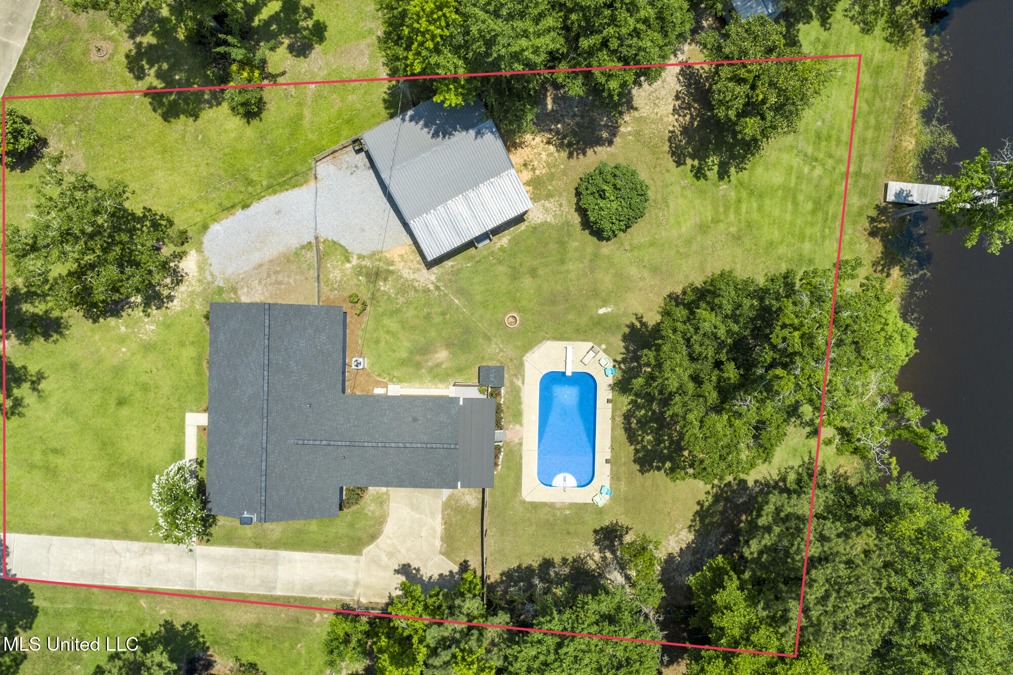 88 Lakeview Drive, Petal, Mississippi image 7