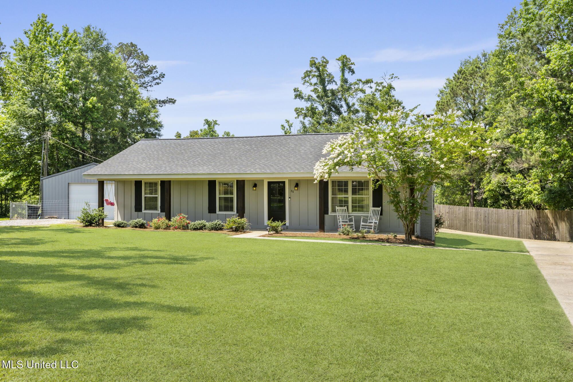 88 Lakeview Drive, Petal, Mississippi image 4