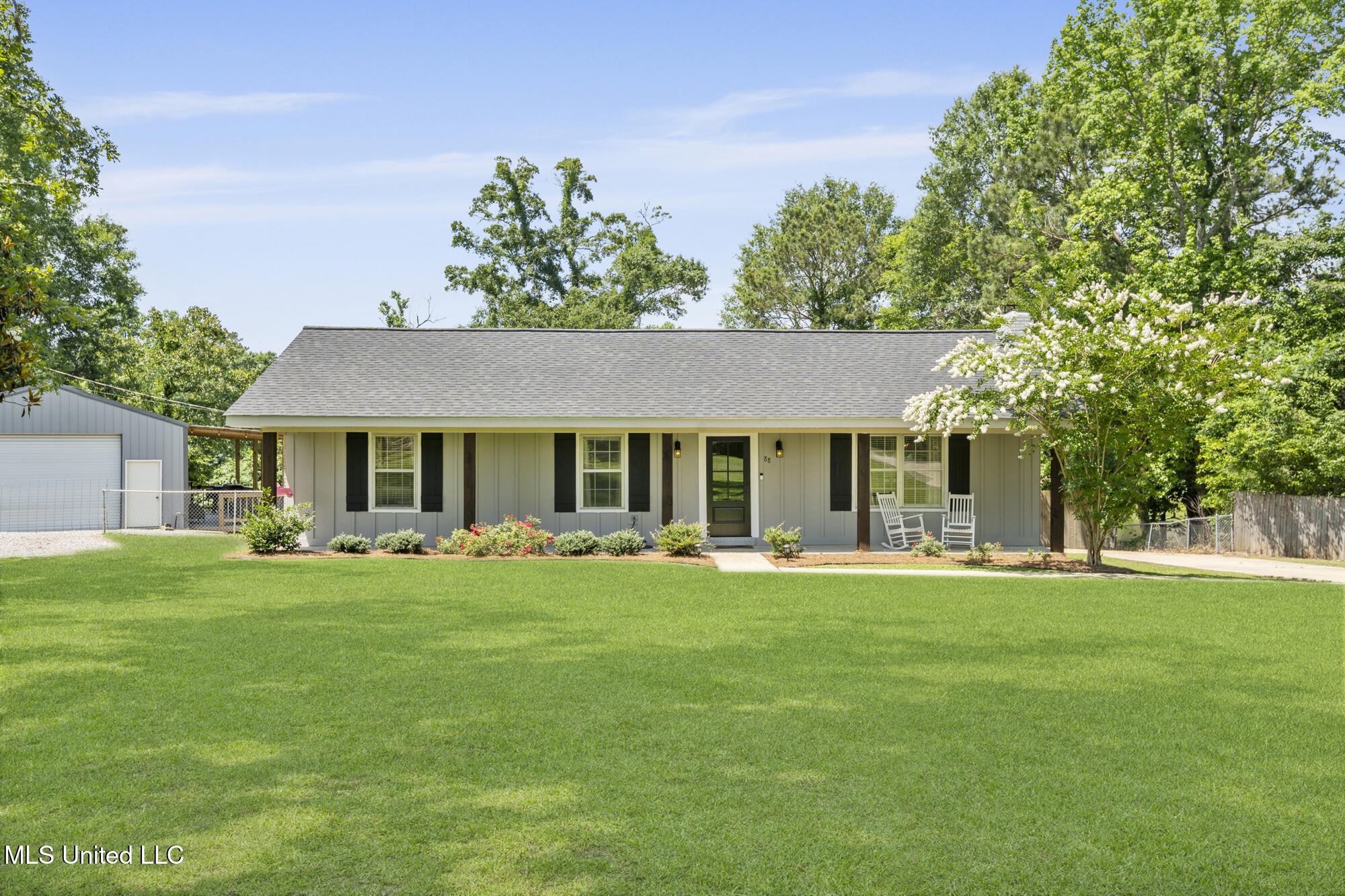 88 Lakeview Drive, Petal, Mississippi image 3