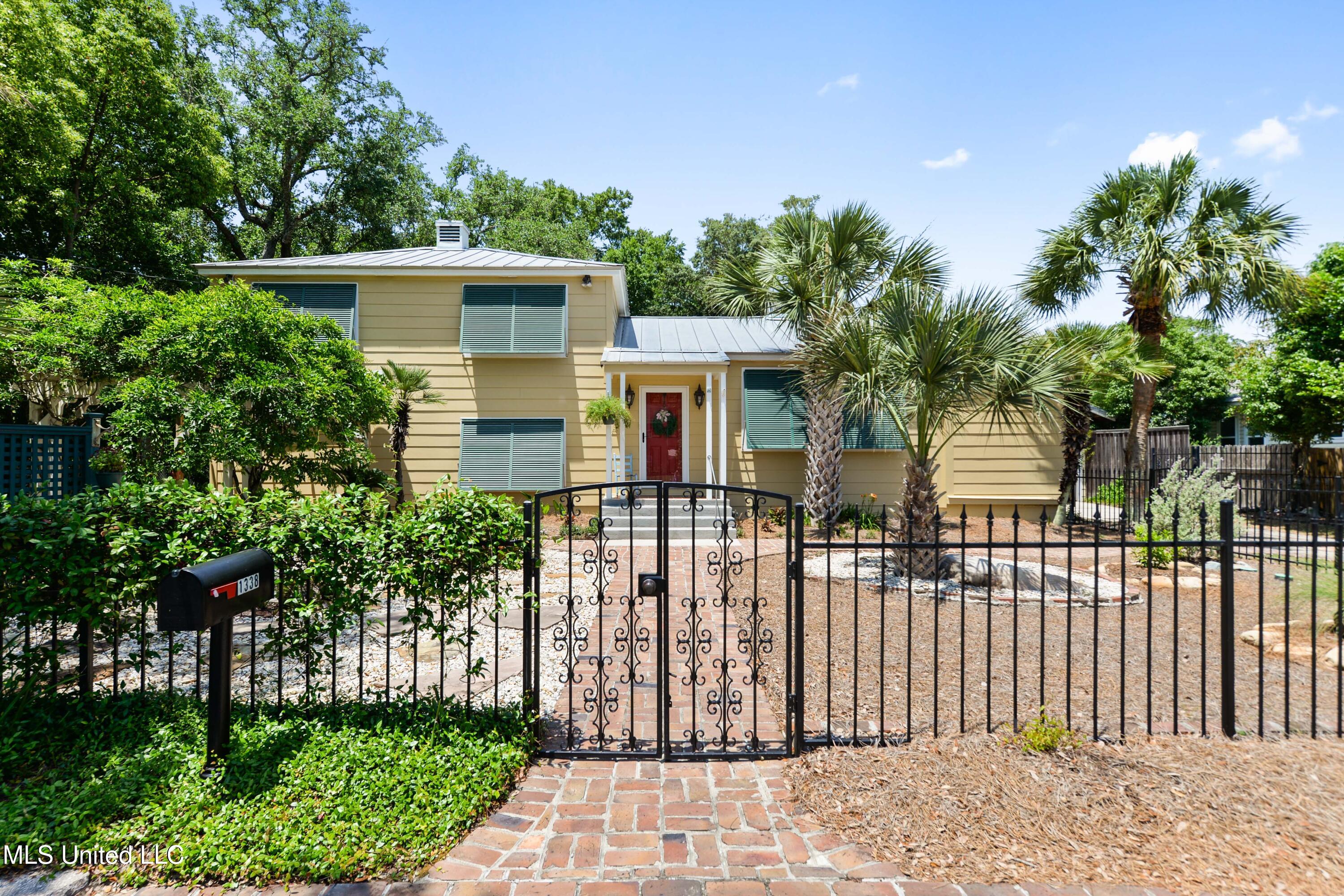 1338 Father Ryan Avenue, Biloxi, Mississippi image 1