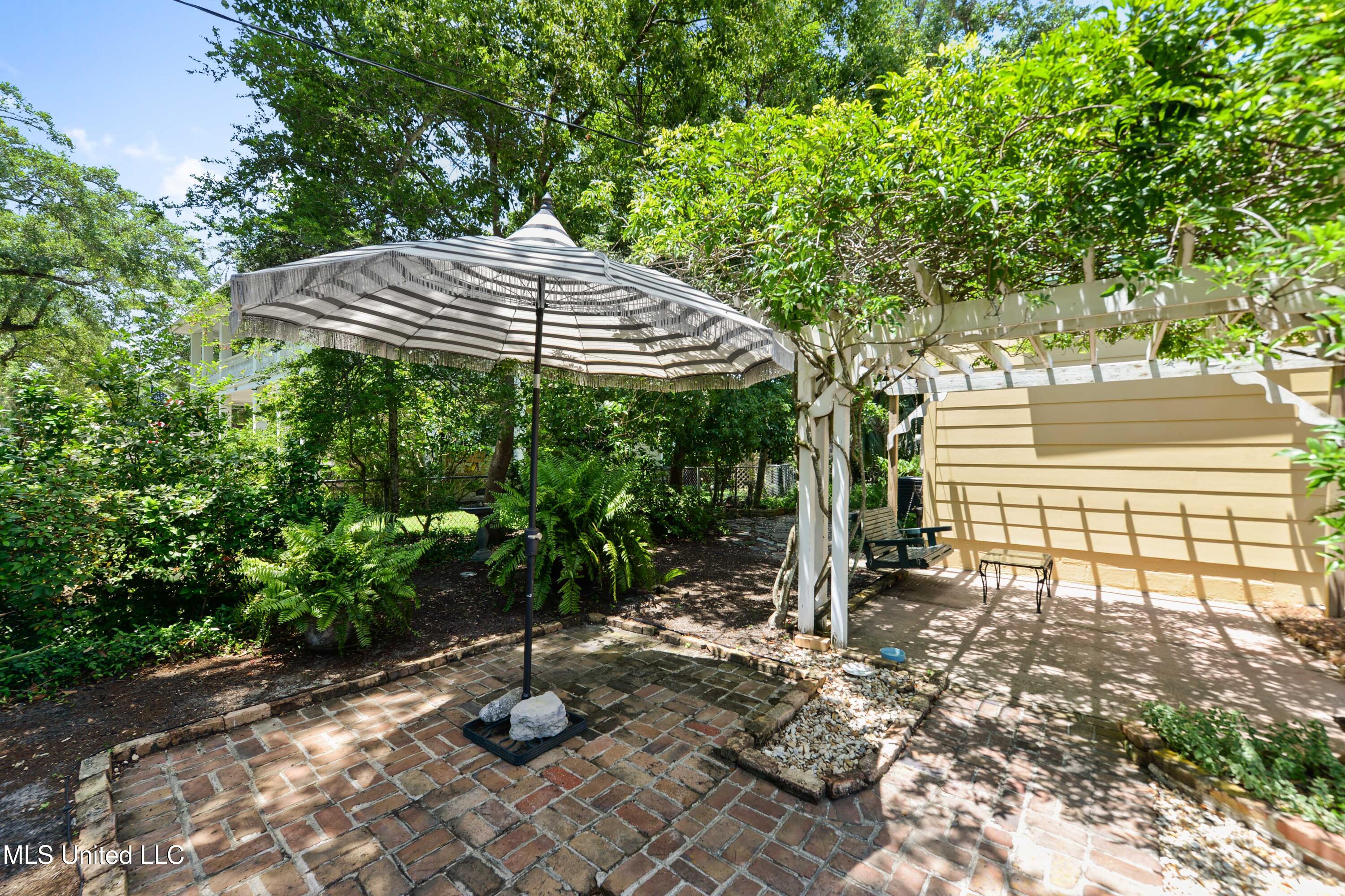 1338 Father Ryan Avenue, Biloxi, Mississippi image 29