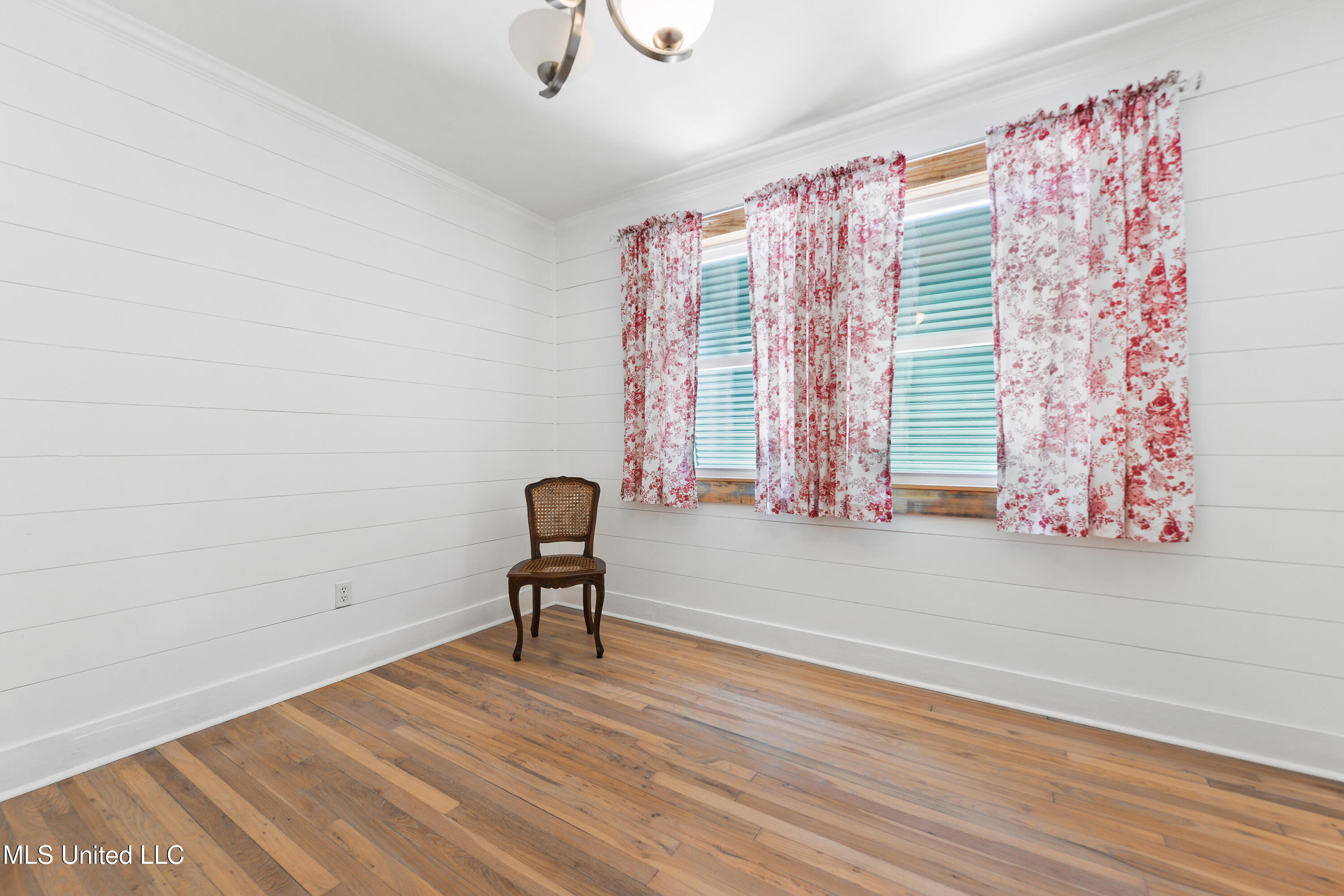 1338 Father Ryan Avenue, Biloxi, Mississippi image 19