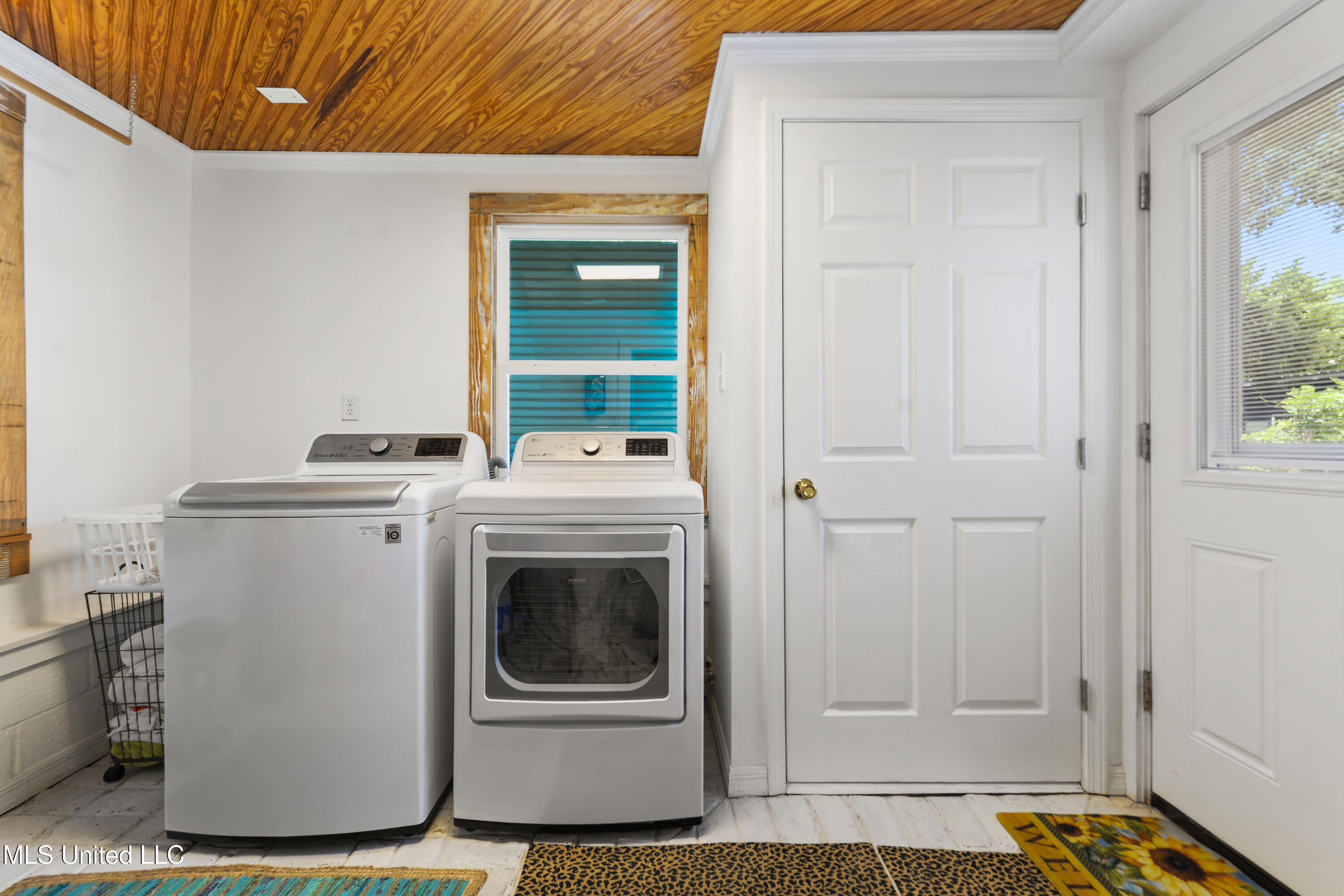 1338 Father Ryan Avenue, Biloxi, Mississippi image 25