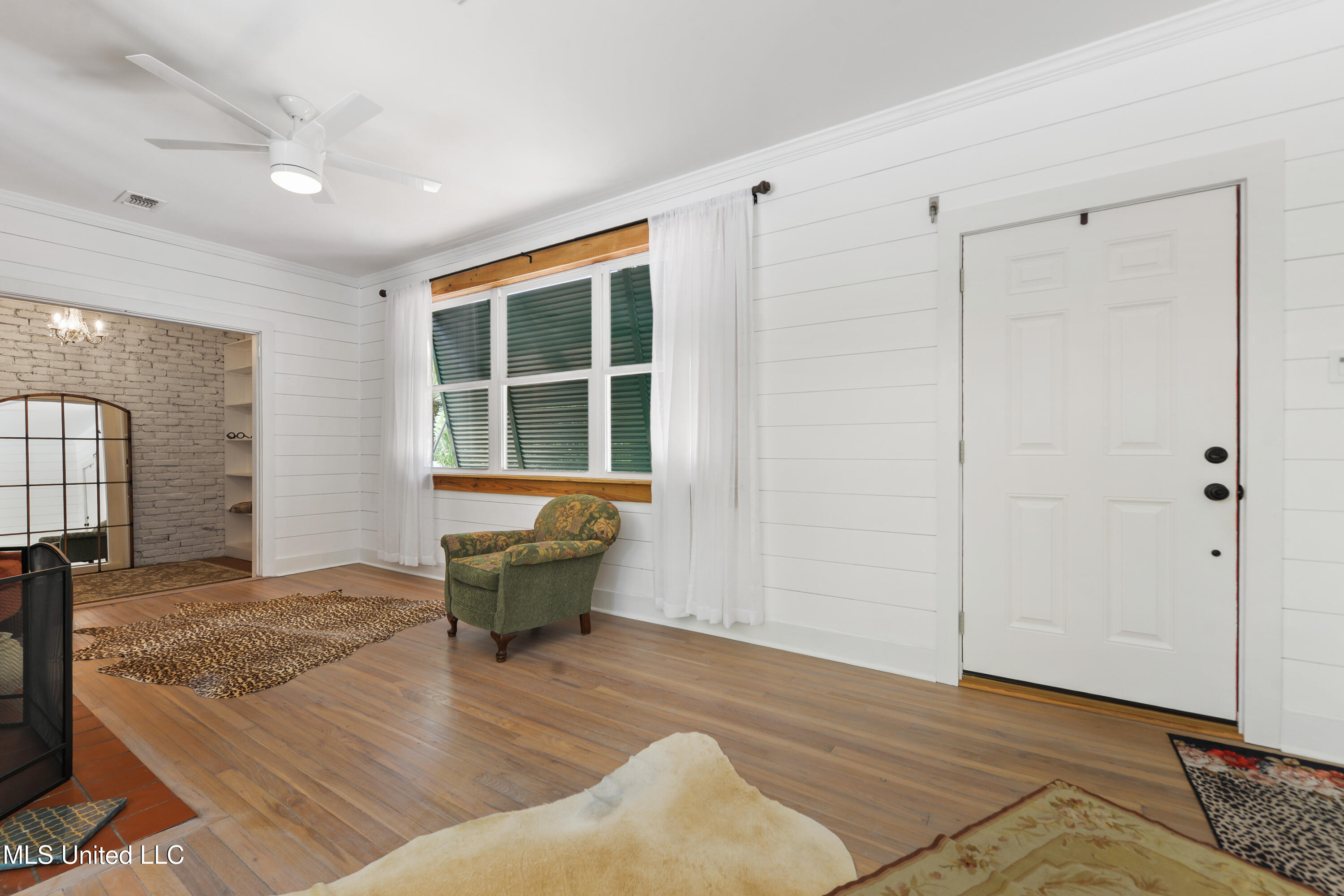 1338 Father Ryan Avenue, Biloxi, Mississippi image 5