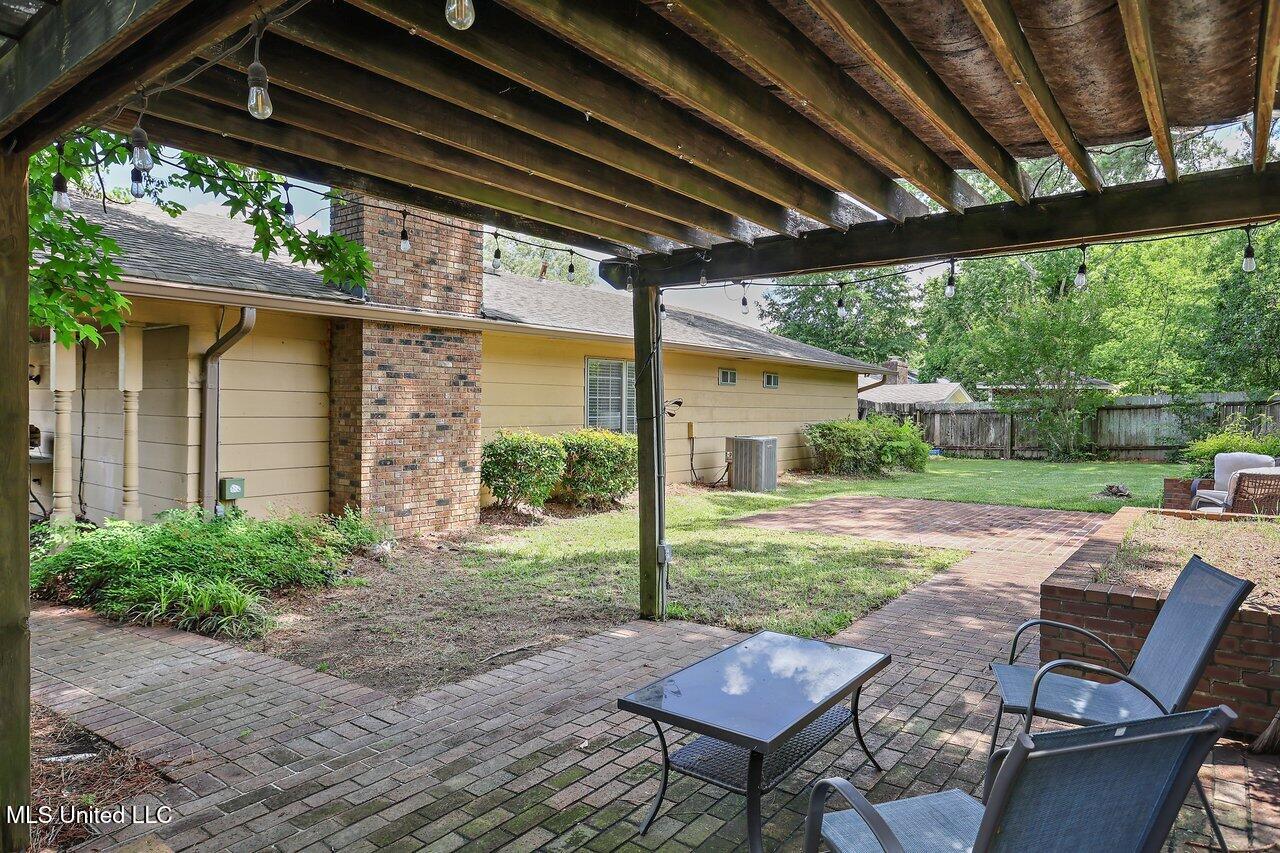 210 Kitchings Drive, Clinton, Mississippi image 29