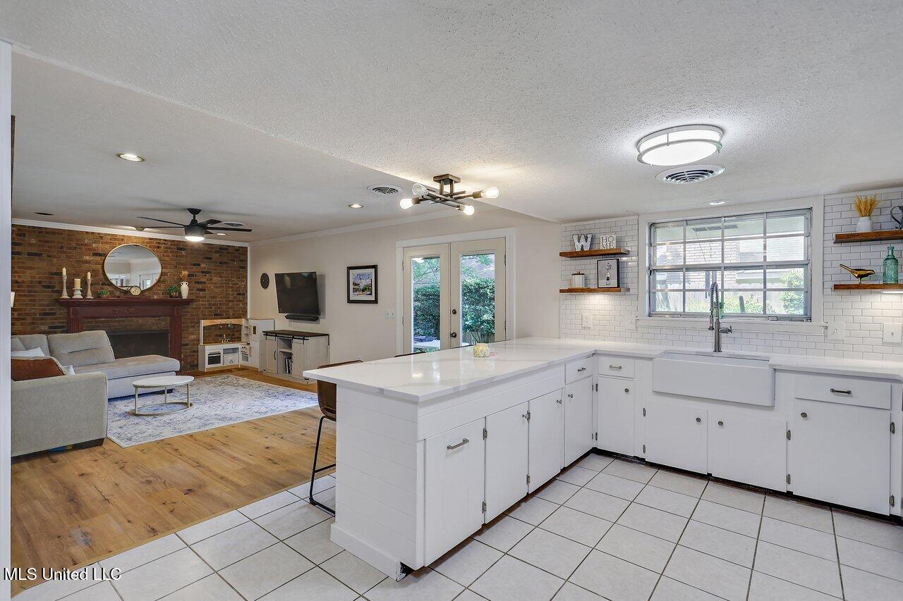 210 Kitchings Drive, Clinton, Mississippi image 11