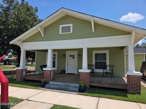 Homes For Sale - 512 N 5th Street<br/> Amory, MS 38821