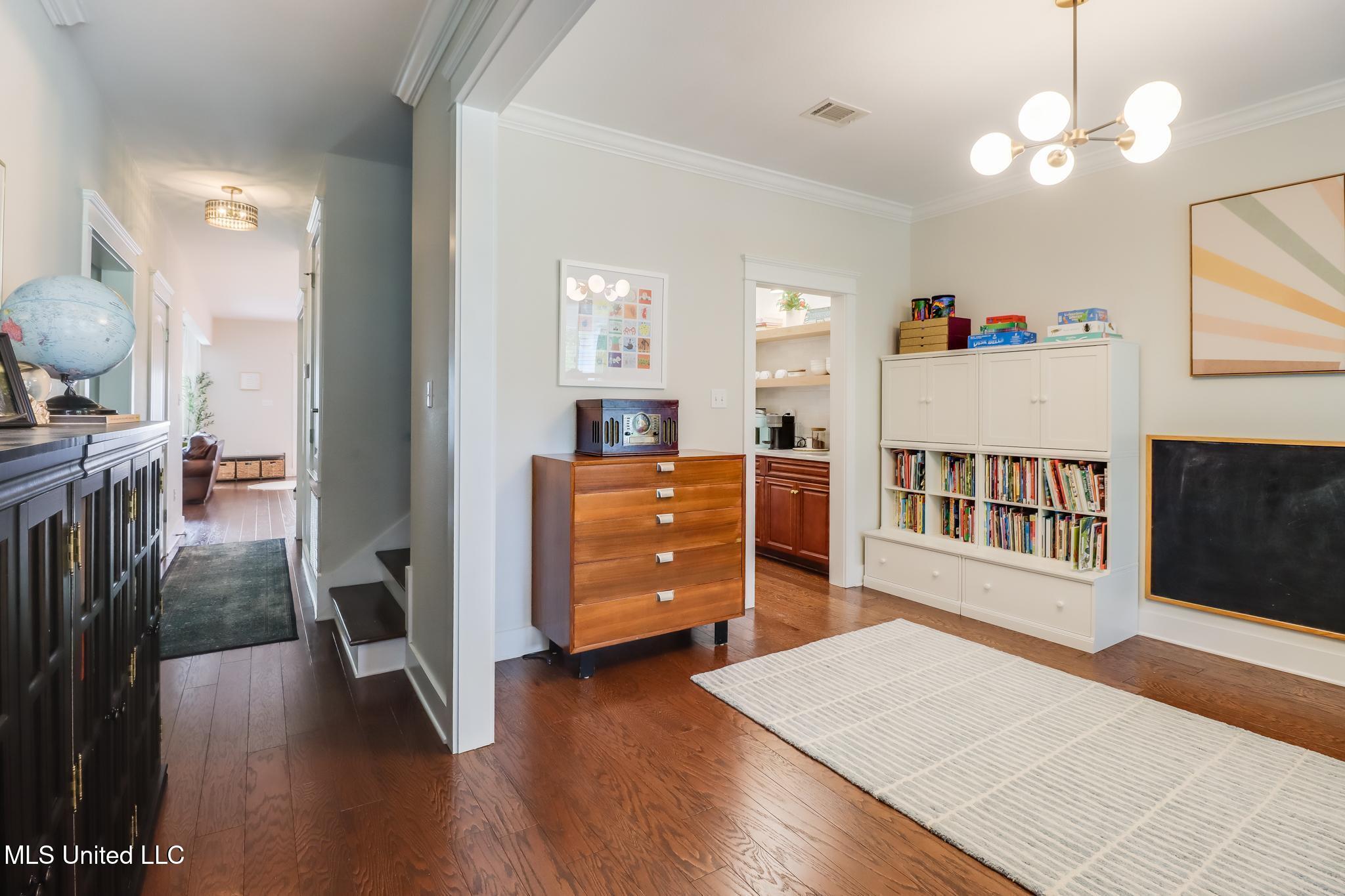 13056 Holly Springs Avenue, Biloxi, Mississippi image 2