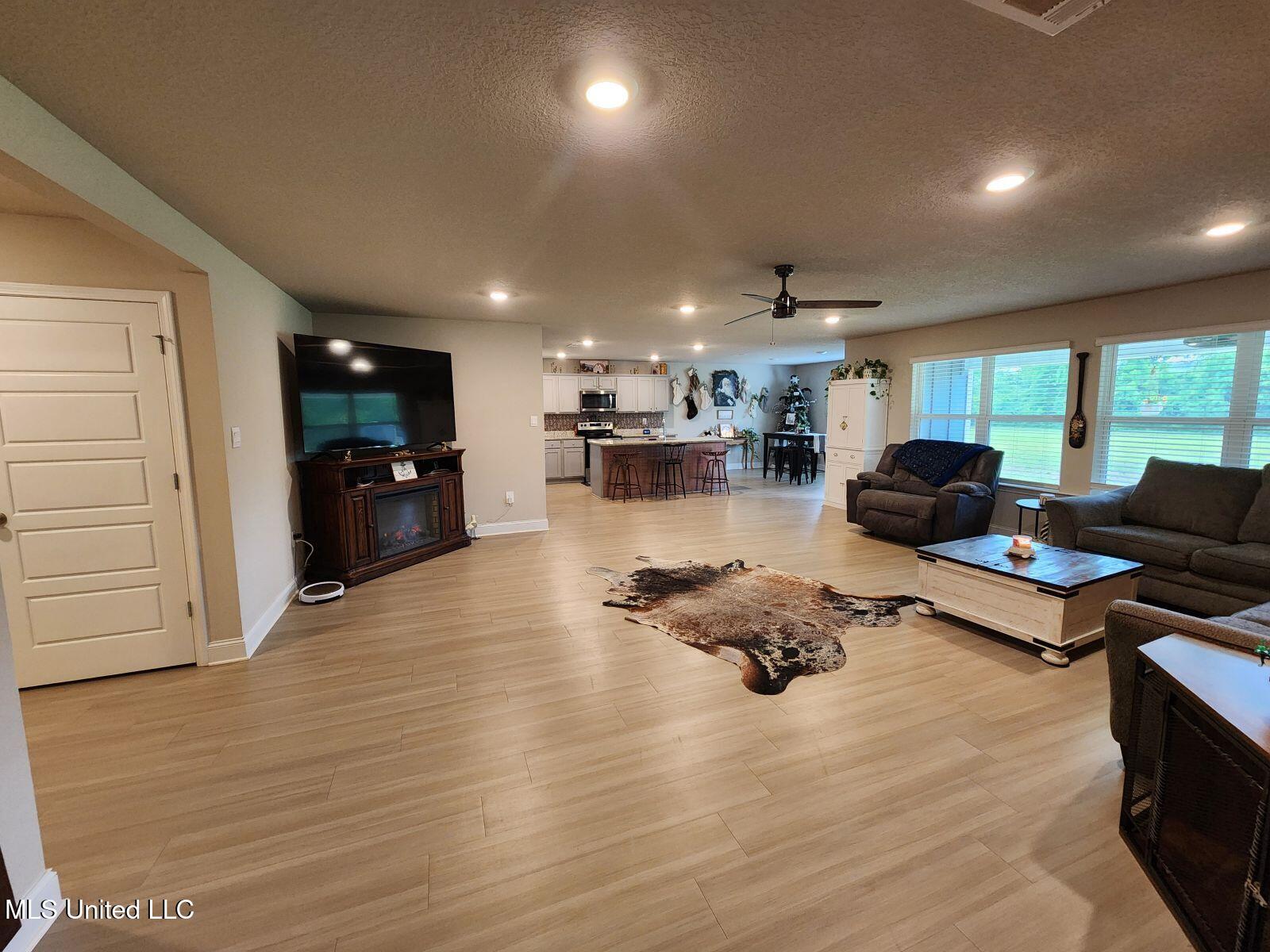 154 Magnolia Farms Drive, Lucedale, Mississippi image 5