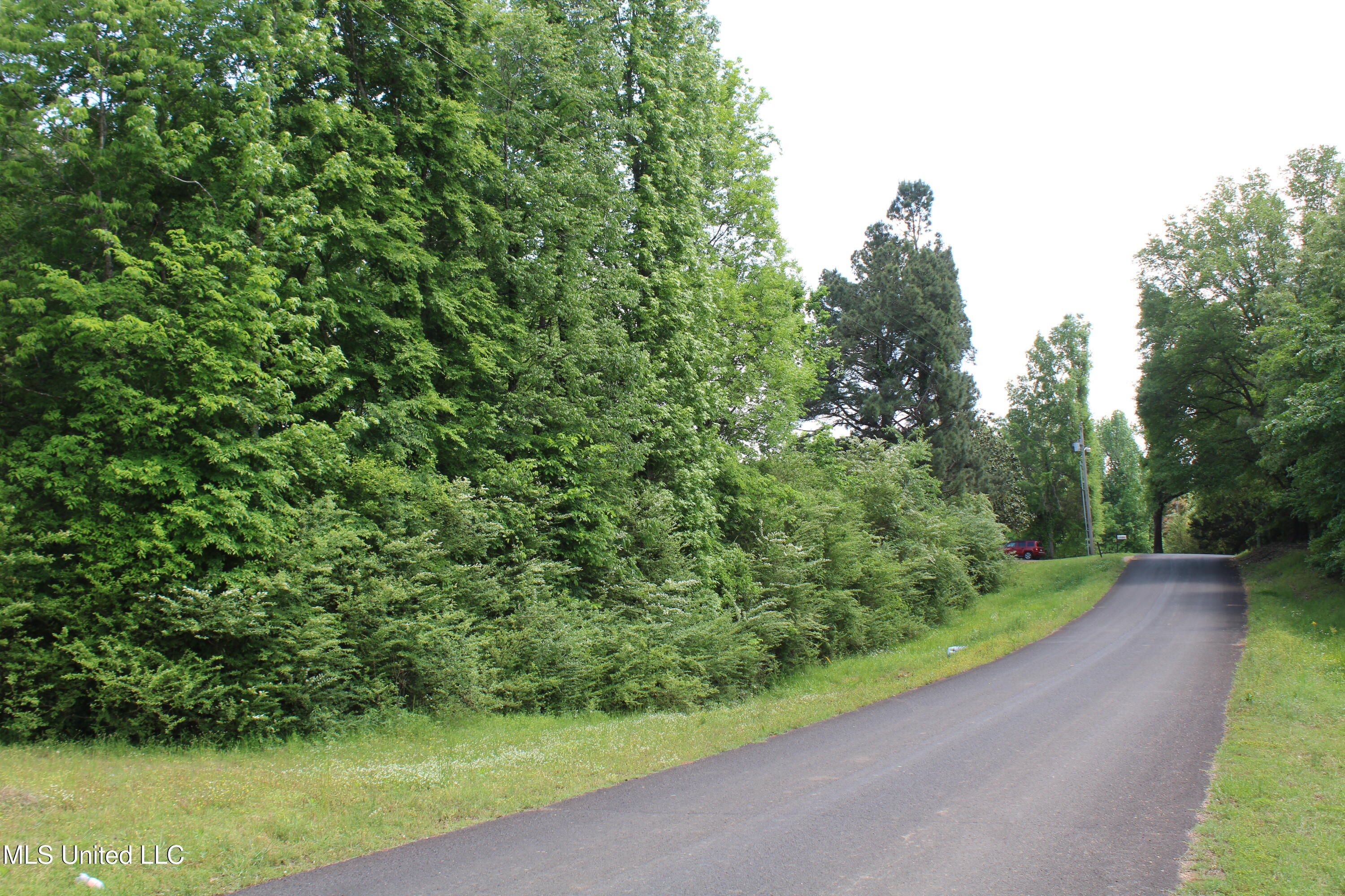 7900 E Craft Road, Olive Branch, Mississippi image 1
