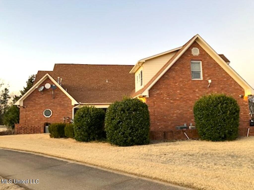123 Palmer Lane, Holly Springs, Mississippi image 2