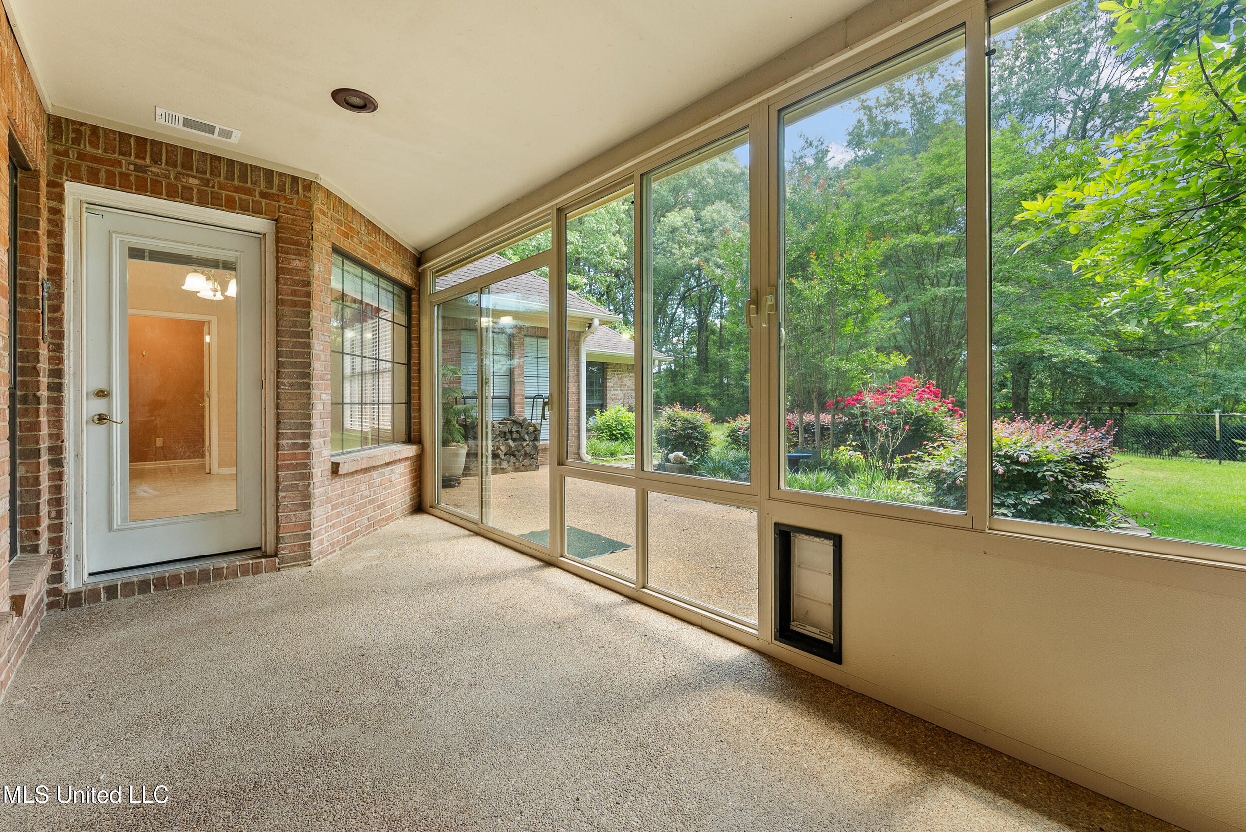 2141 Shannon Cove, Horn Lake, Mississippi image 5
