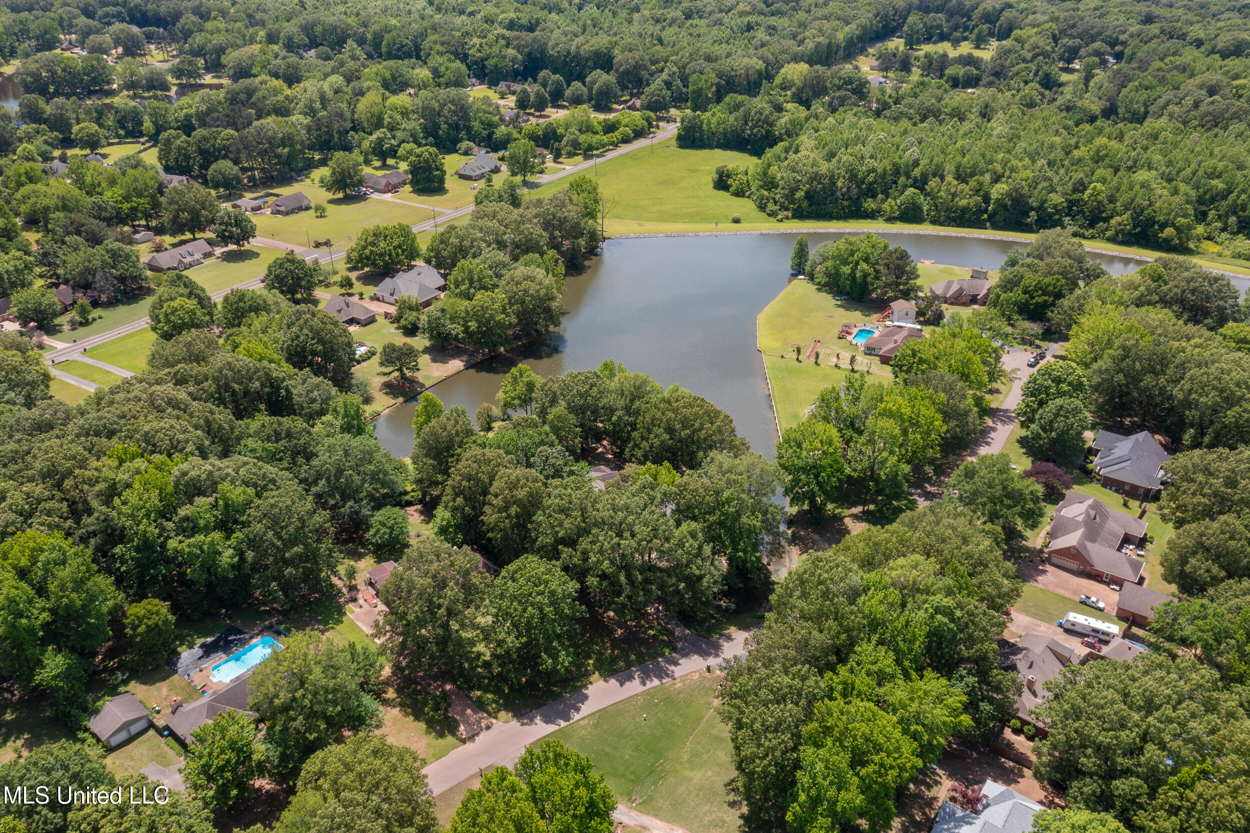 2141 Shannon Cove, Horn Lake, Mississippi image 11