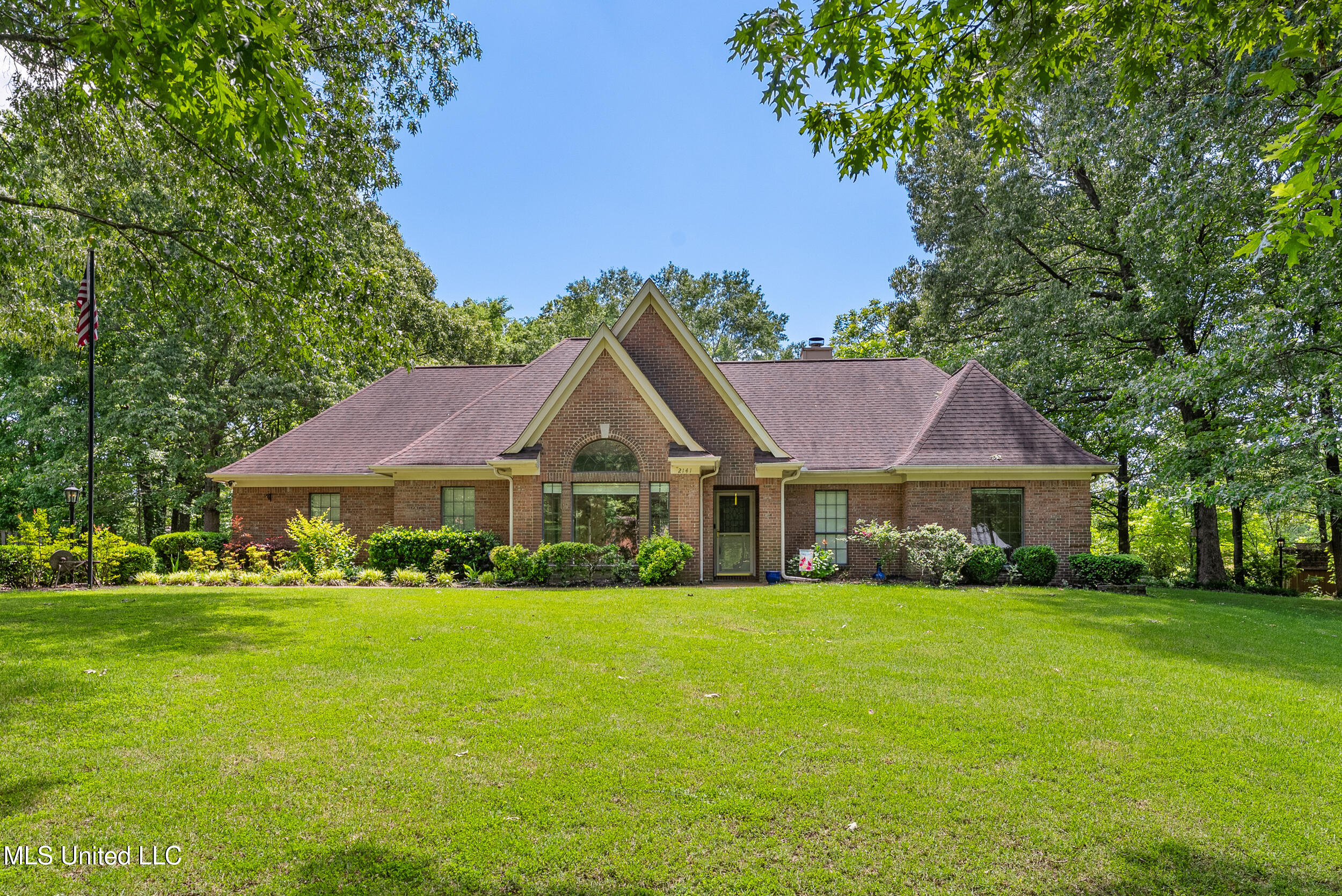 2141 Shannon Cove, Horn Lake, Mississippi image 1