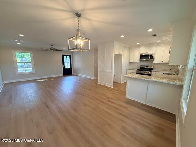 754 Sandy Lane