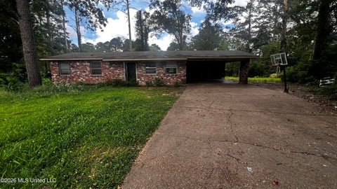 Homes For Sale - 2650 Maria Terrace<br/> Jackson, MS 39204