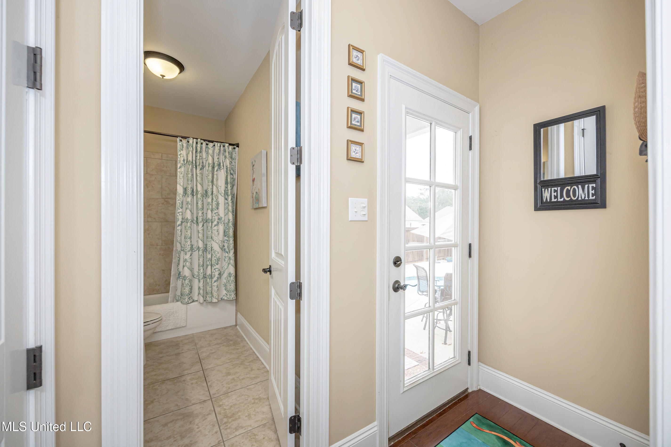 13076 Pine Valley Lane, Biloxi, Mississippi image 26