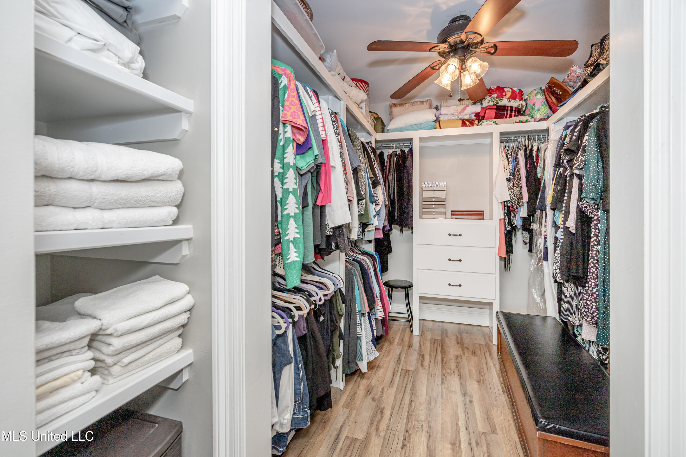 13076 Pine Valley Lane, Biloxi, Mississippi image 38