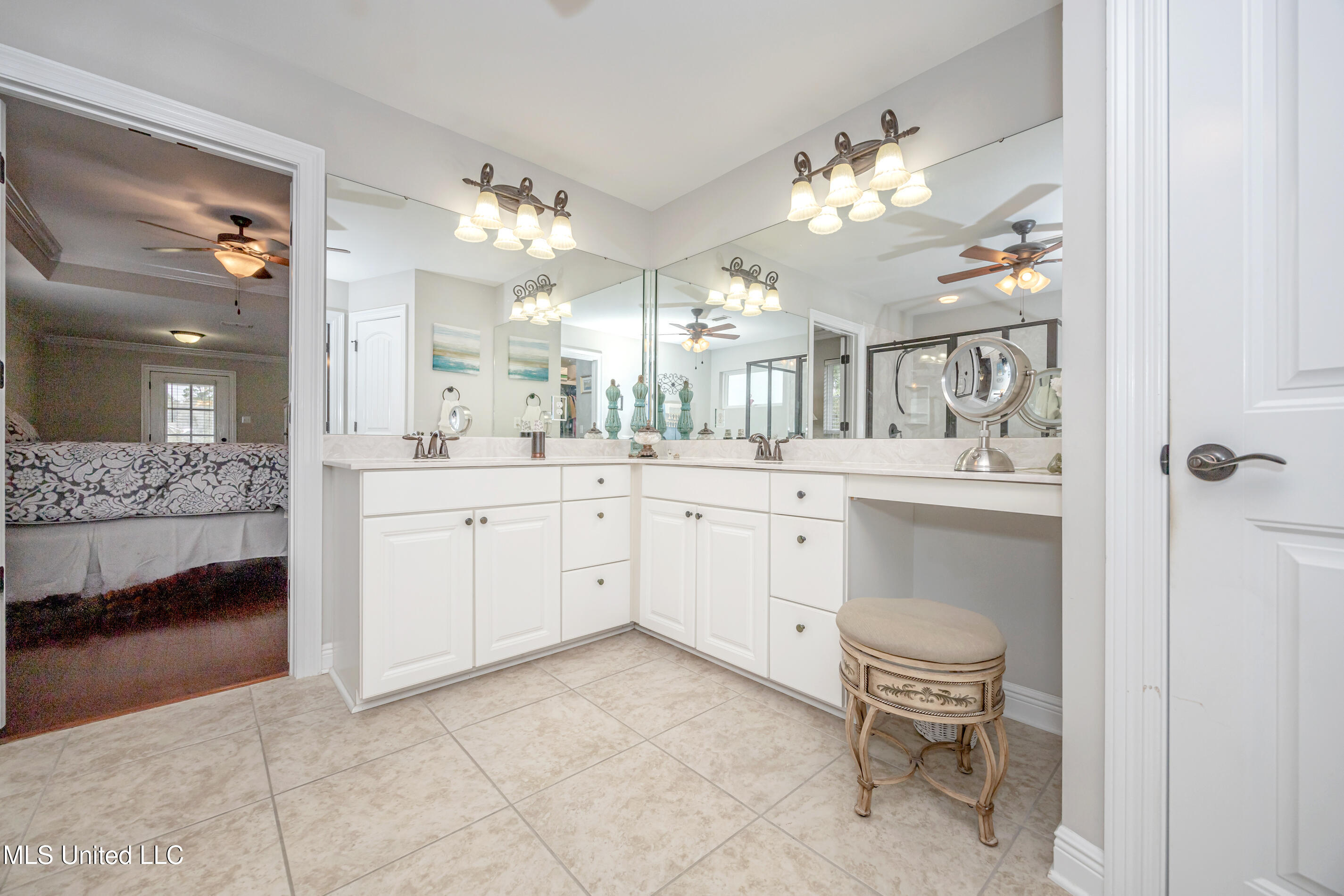 13076 Pine Valley Lane, Biloxi, Mississippi image 37
