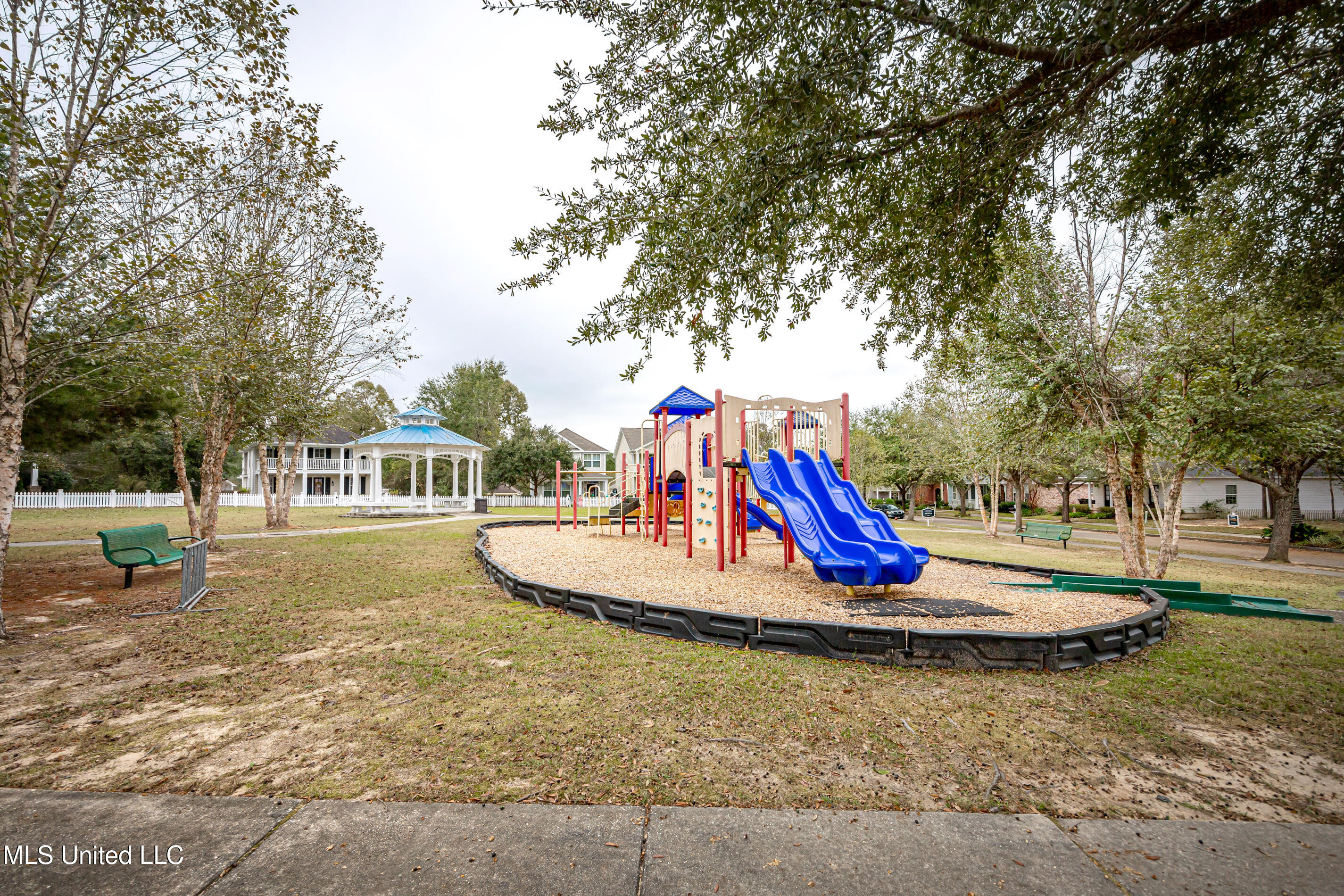13076 Pine Valley Lane, Biloxi, Mississippi image 47
