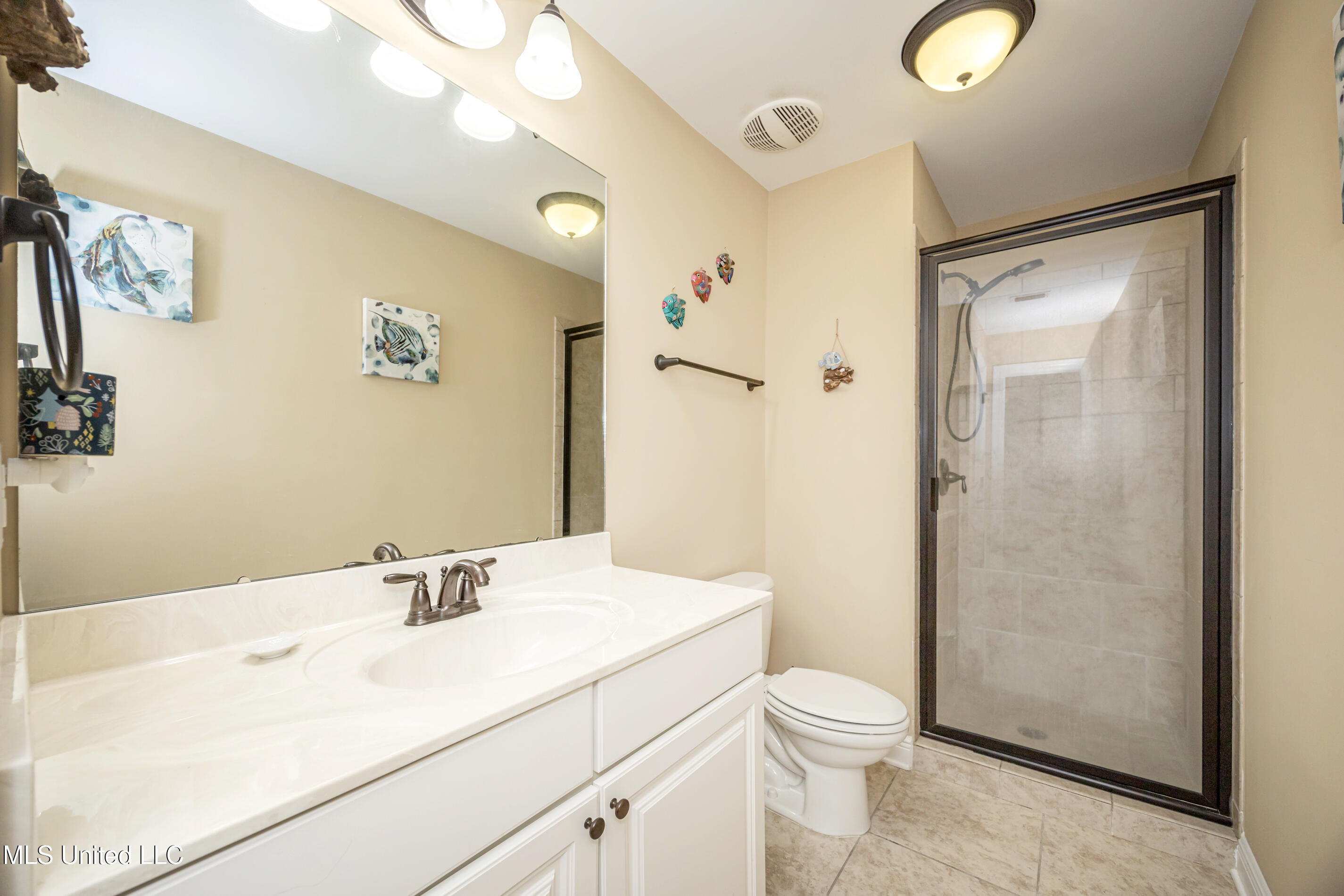 13076 Pine Valley Lane, Biloxi, Mississippi image 40
