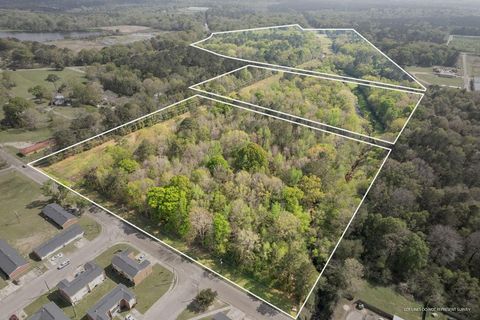 Vacant Land For Sale - 144 Don Curt Boulevard<br/> Laurel, MS 39437