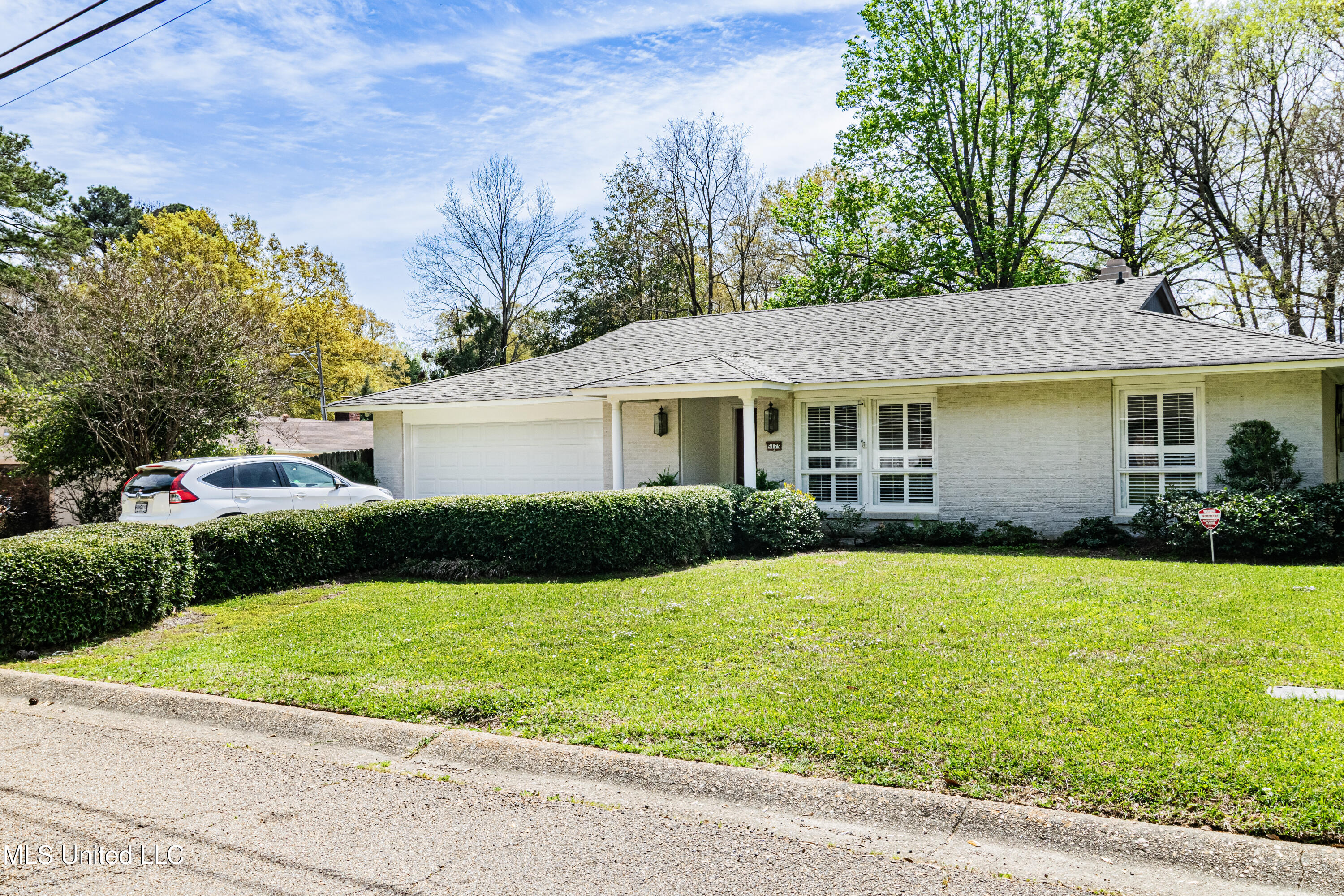 5175 Reddoch Drive, Jackson, Mississippi image 2