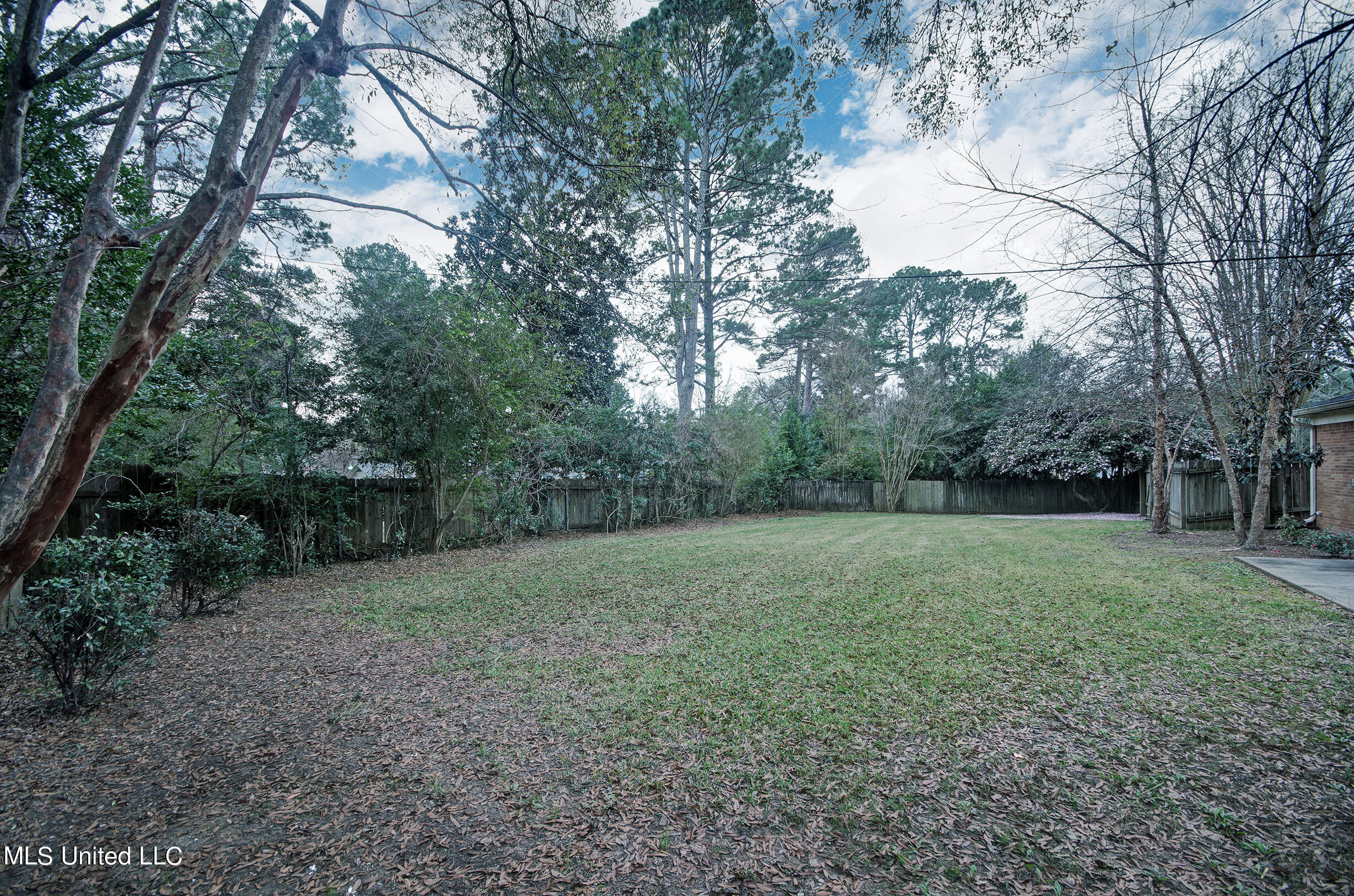 219 Rollingwood Drive, Jackson, Mississippi image 24