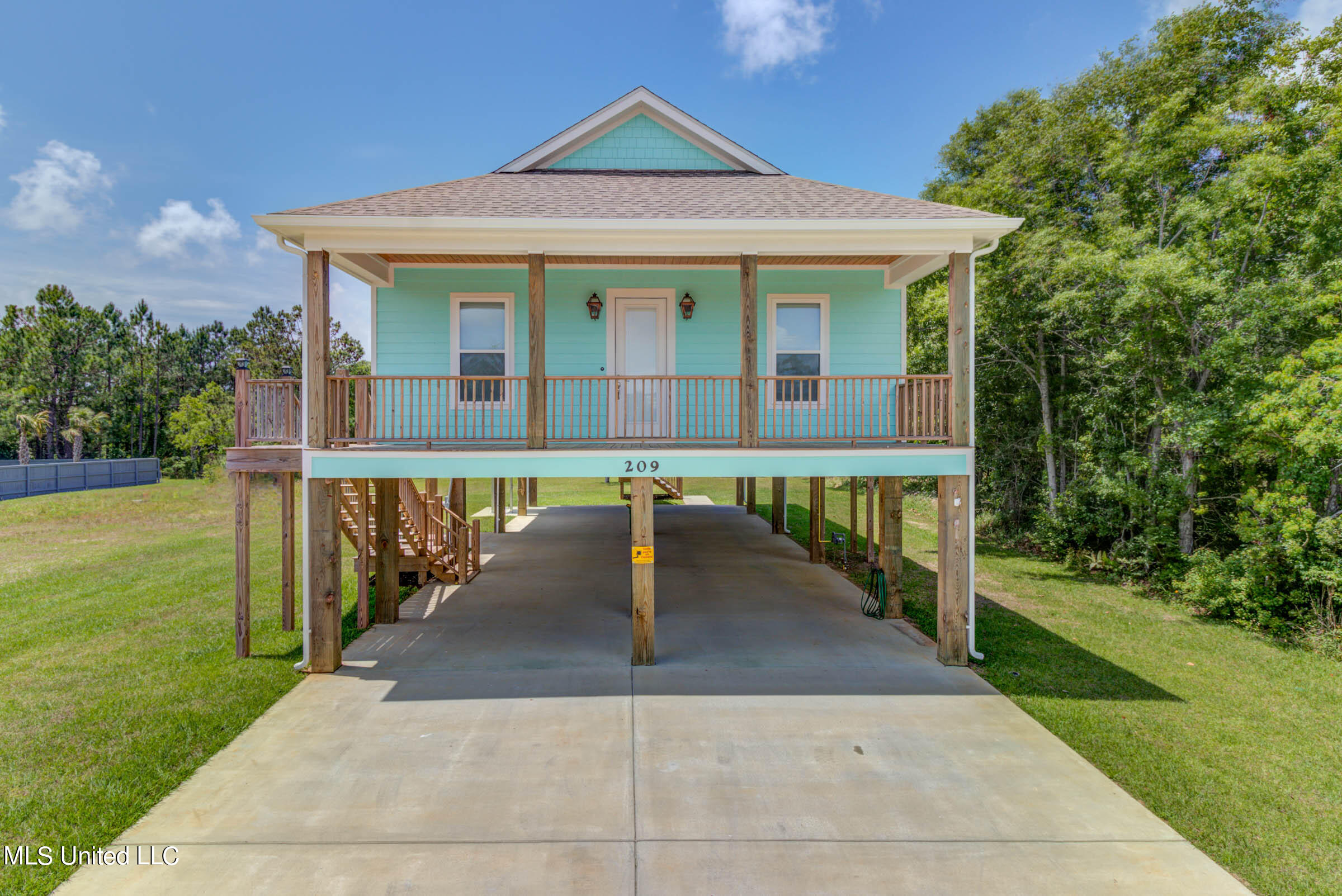 209 White Harbor Road, Long Beach, Mississippi image 1