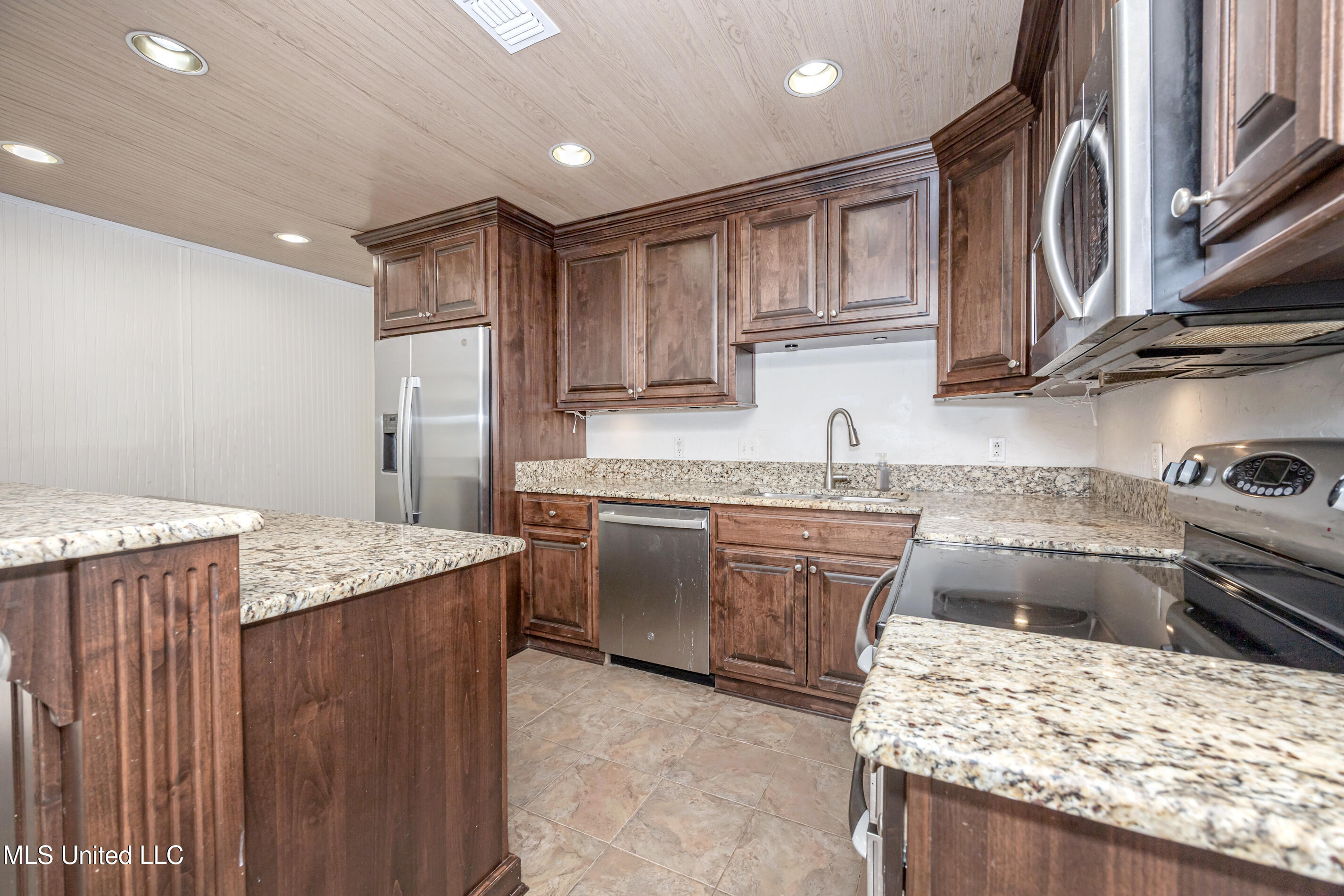 1344 Diller Road, Ocean Springs, Mississippi image 22