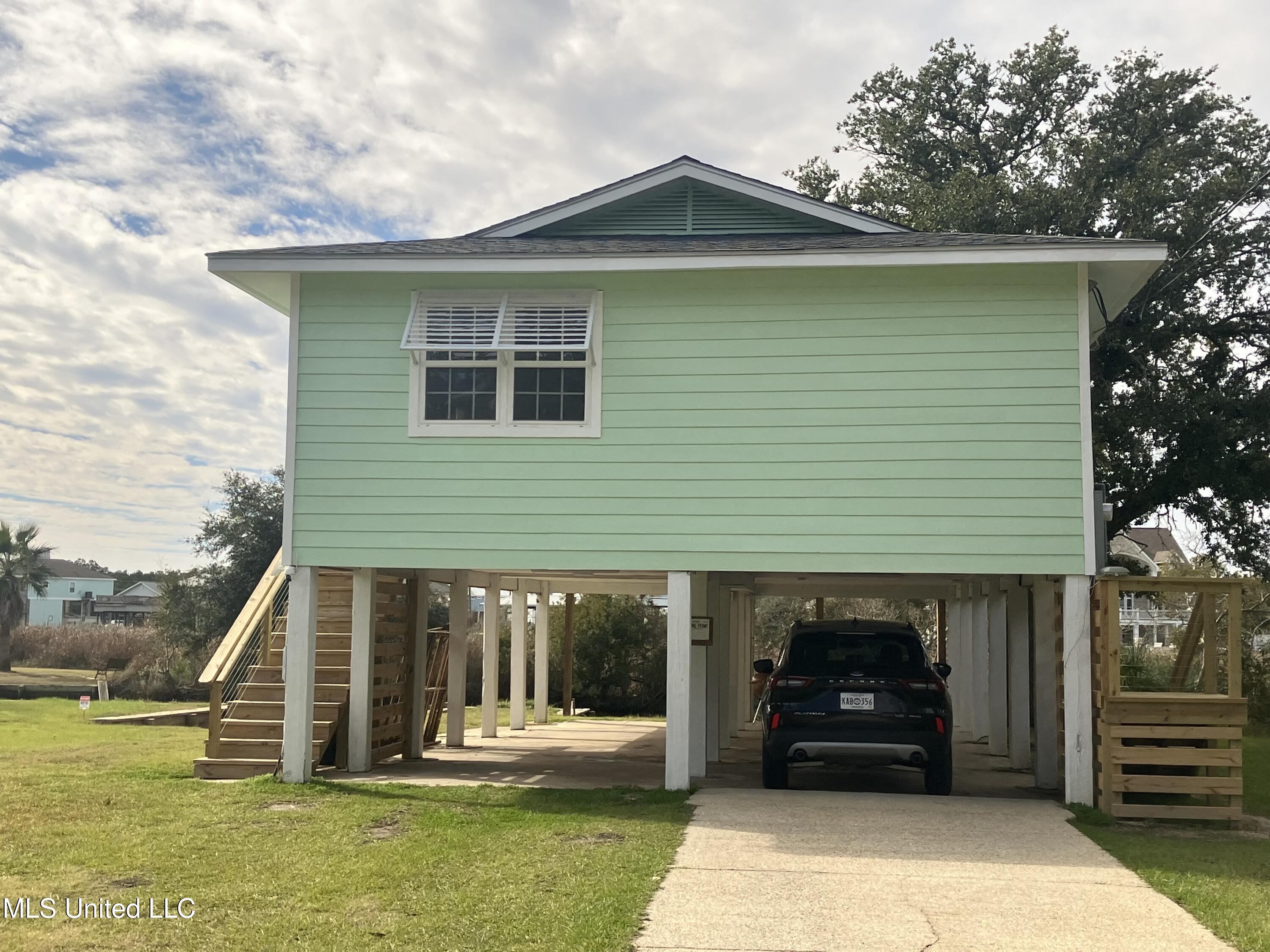 2183 Mole Drive, Bay Saint Louis, Mississippi image 1