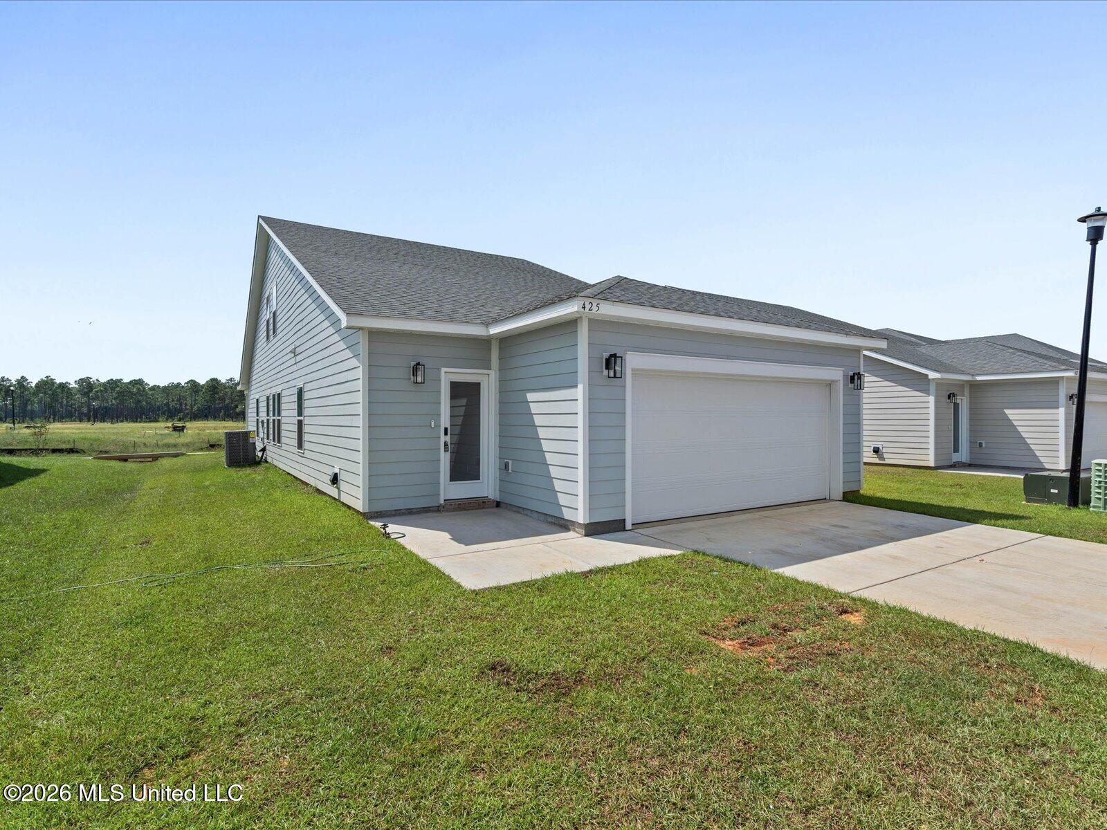 425 Pimento Circle