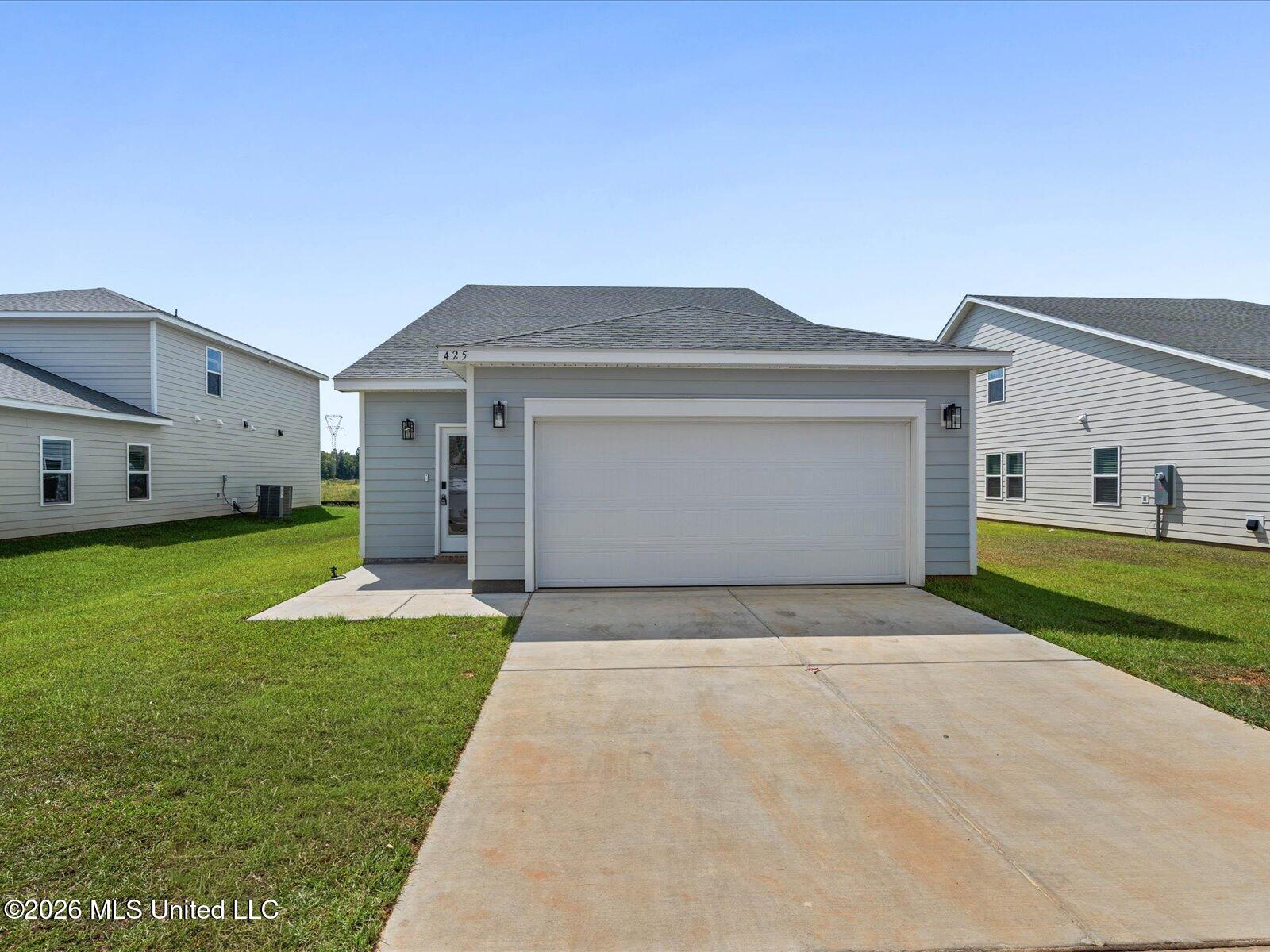 425 Pimento Circle
