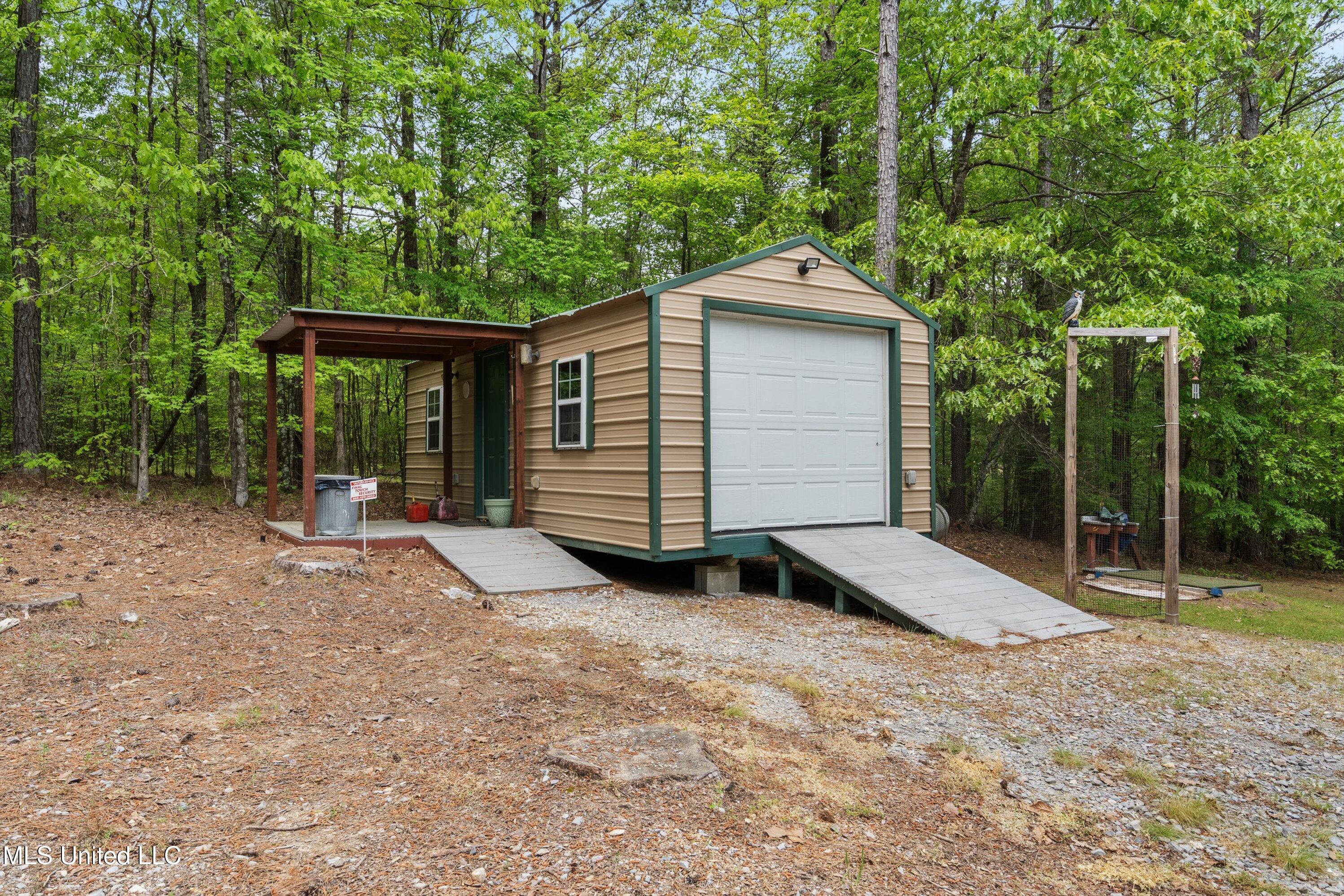 498 Chickasaw Ridge, Pope, Mississippi image 13