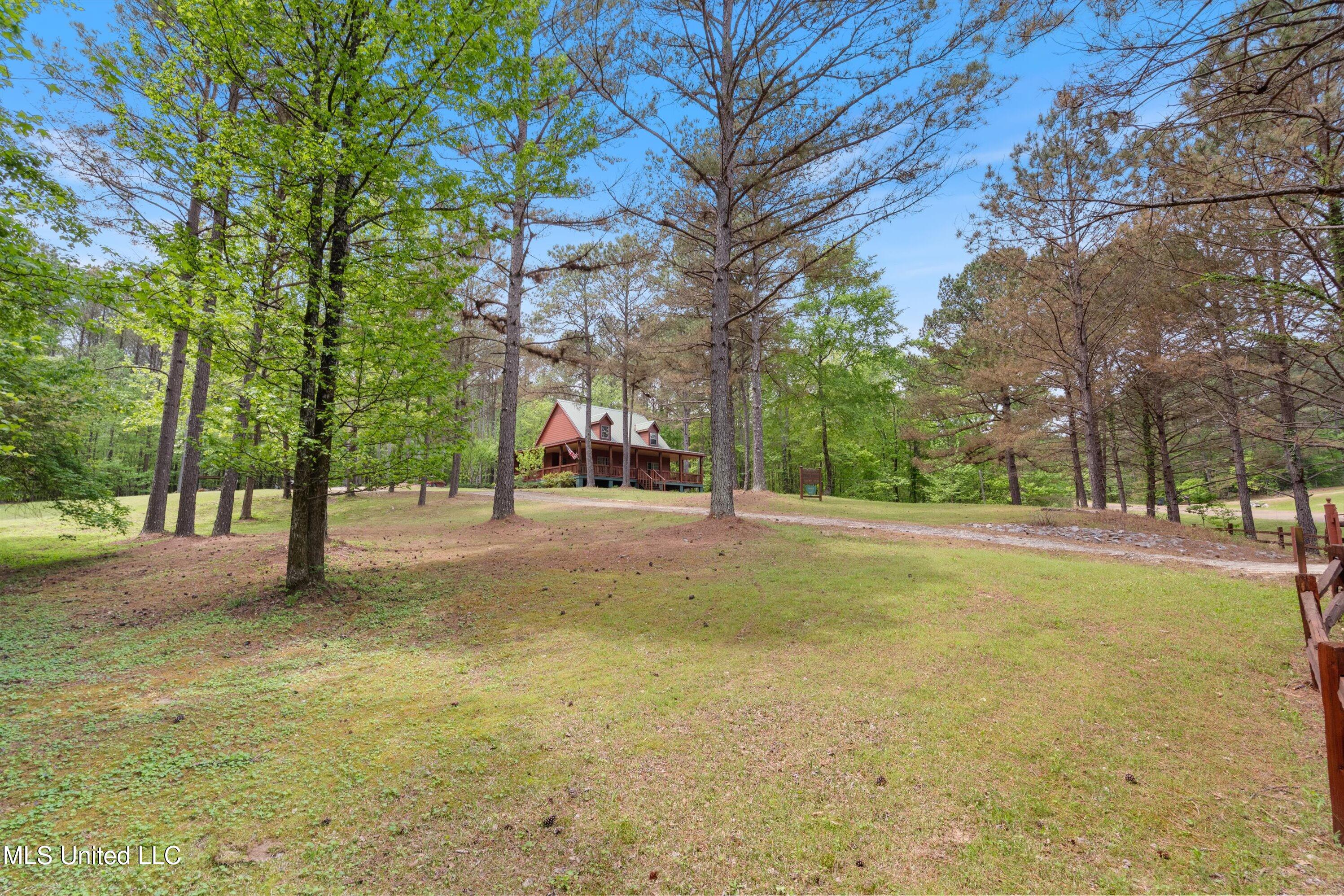 498 Chickasaw Ridge, Pope, Mississippi image 10