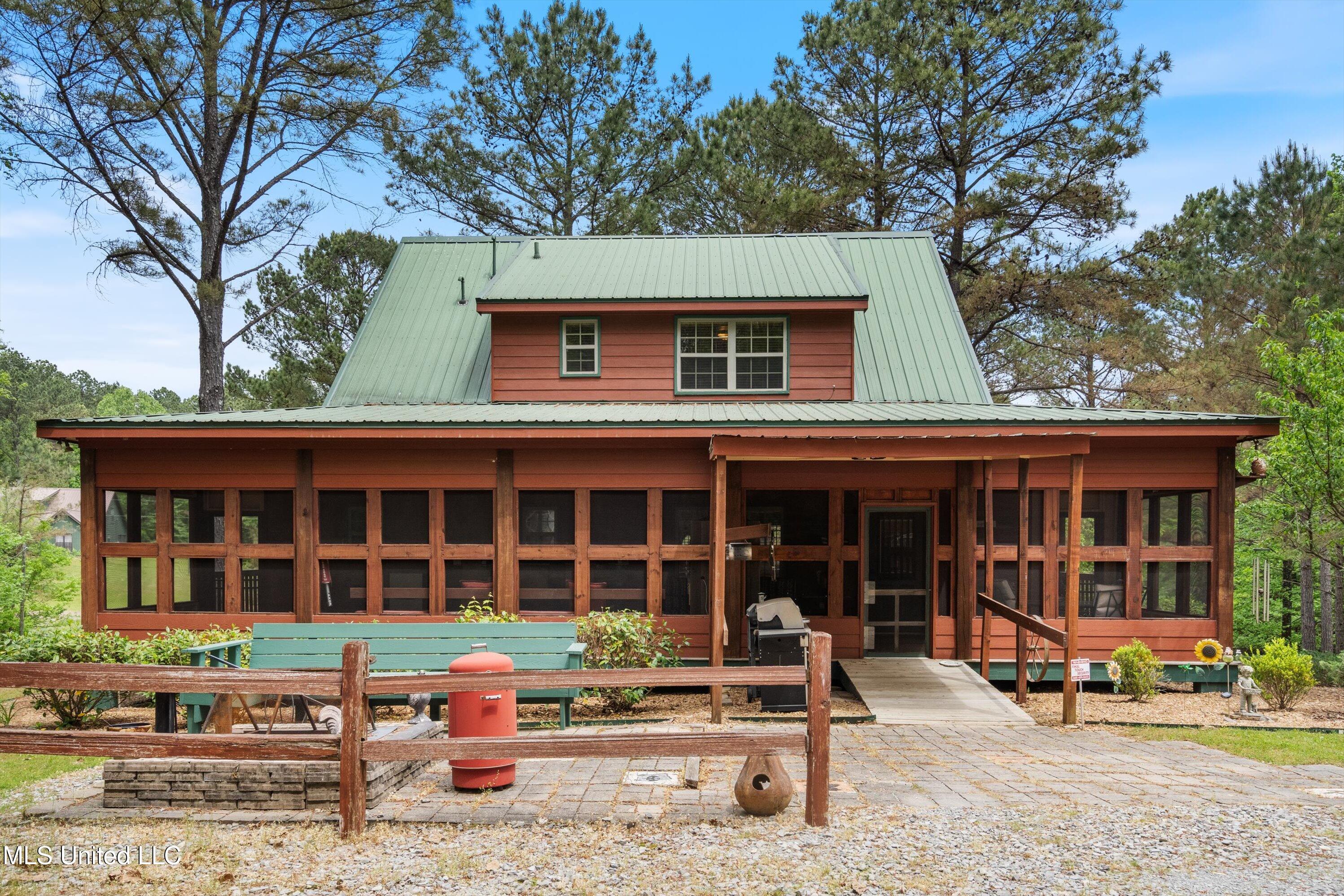 498 Chickasaw Ridge, Pope, Mississippi image 12