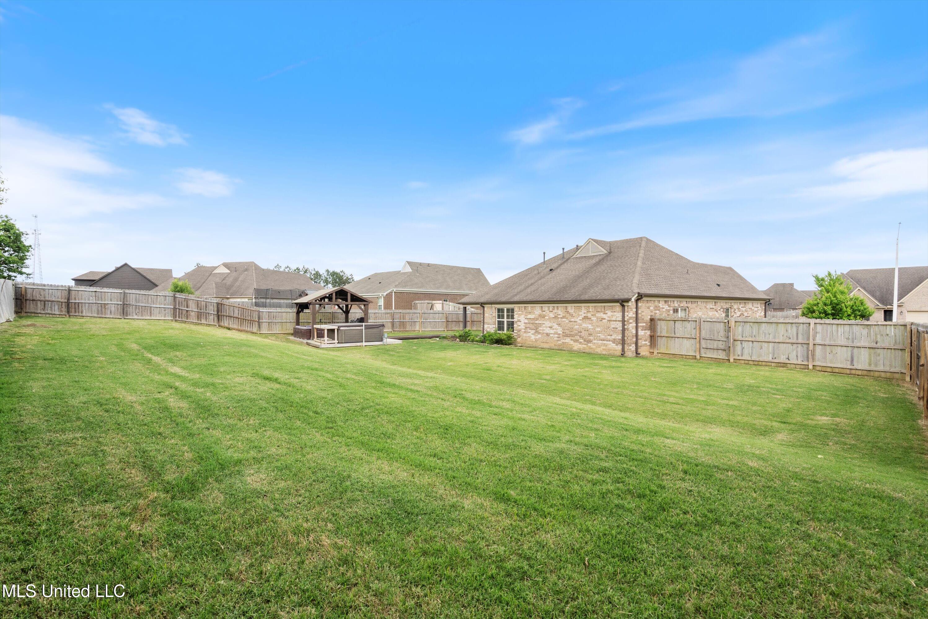 2682 Molly Lane, Southaven, Mississippi image 30