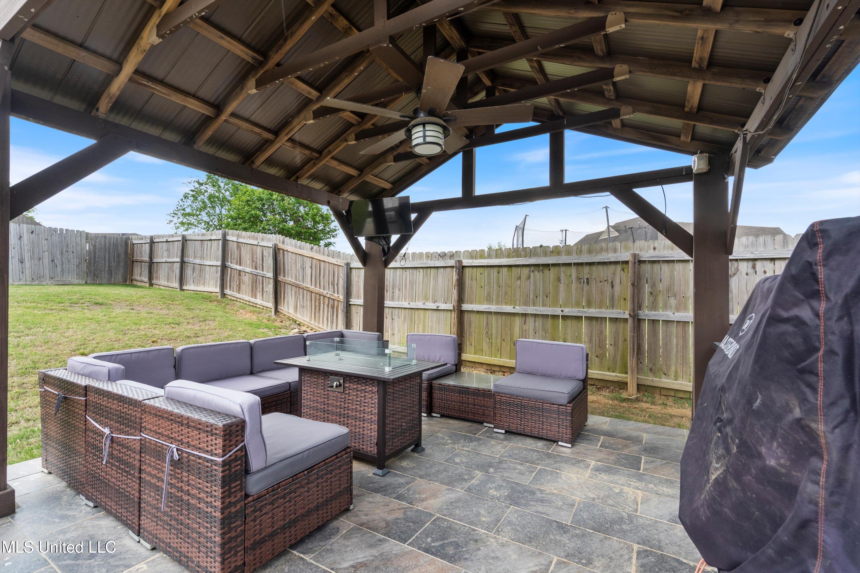 2682 Molly Lane, Southaven, Mississippi image 28