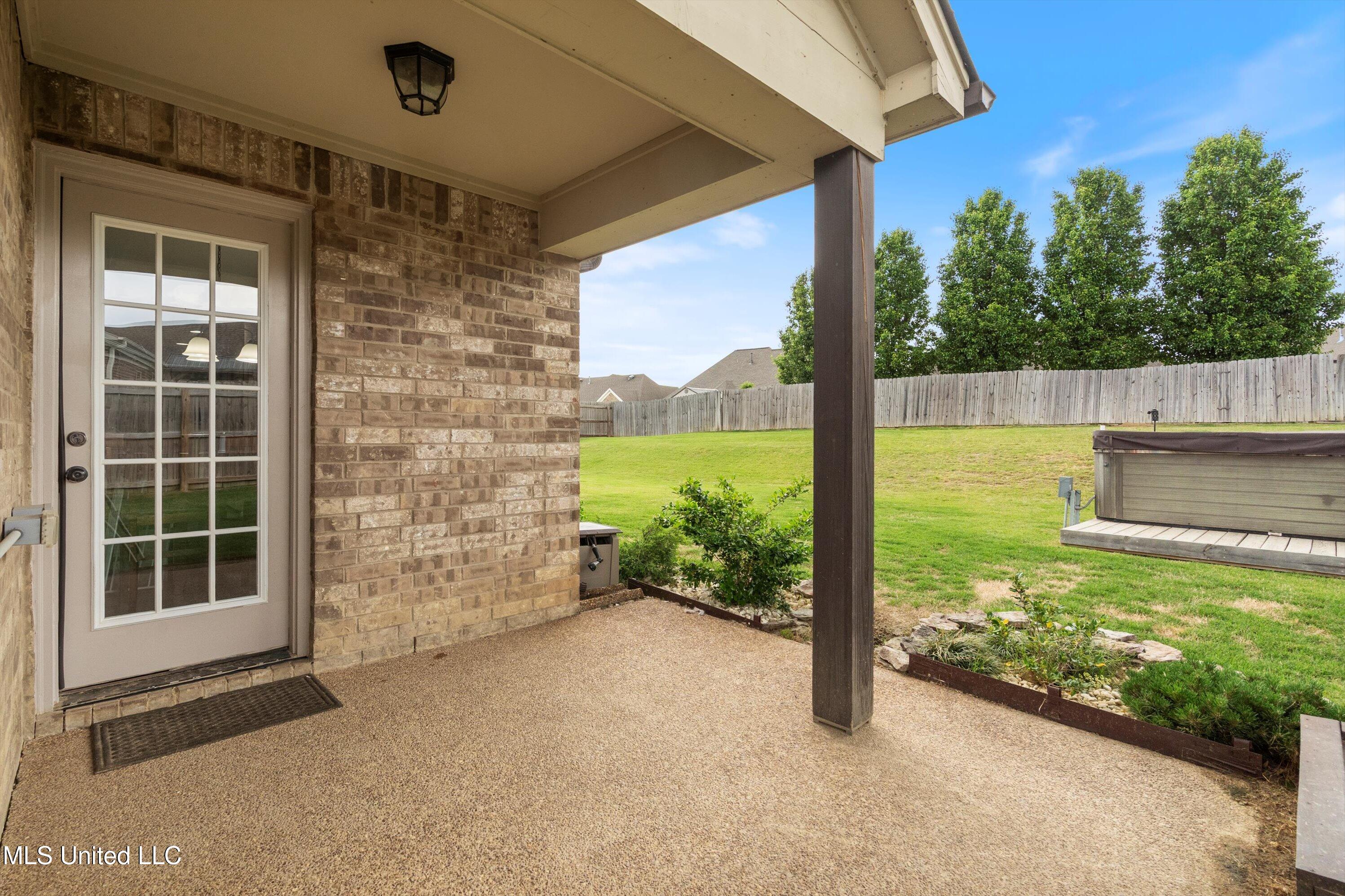 2682 Molly Lane, Southaven, Mississippi image 25