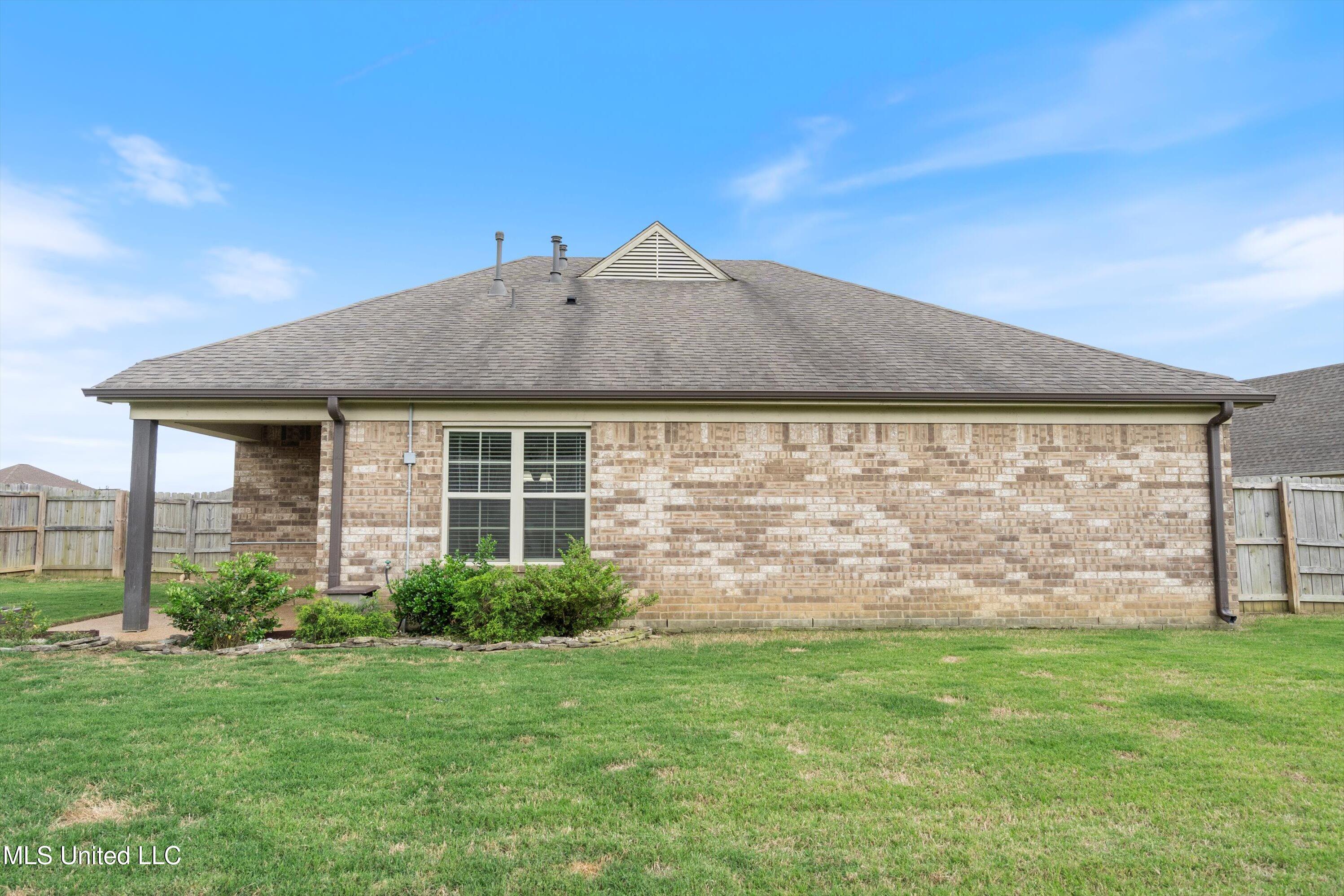 2682 Molly Lane, Southaven, Mississippi image 29