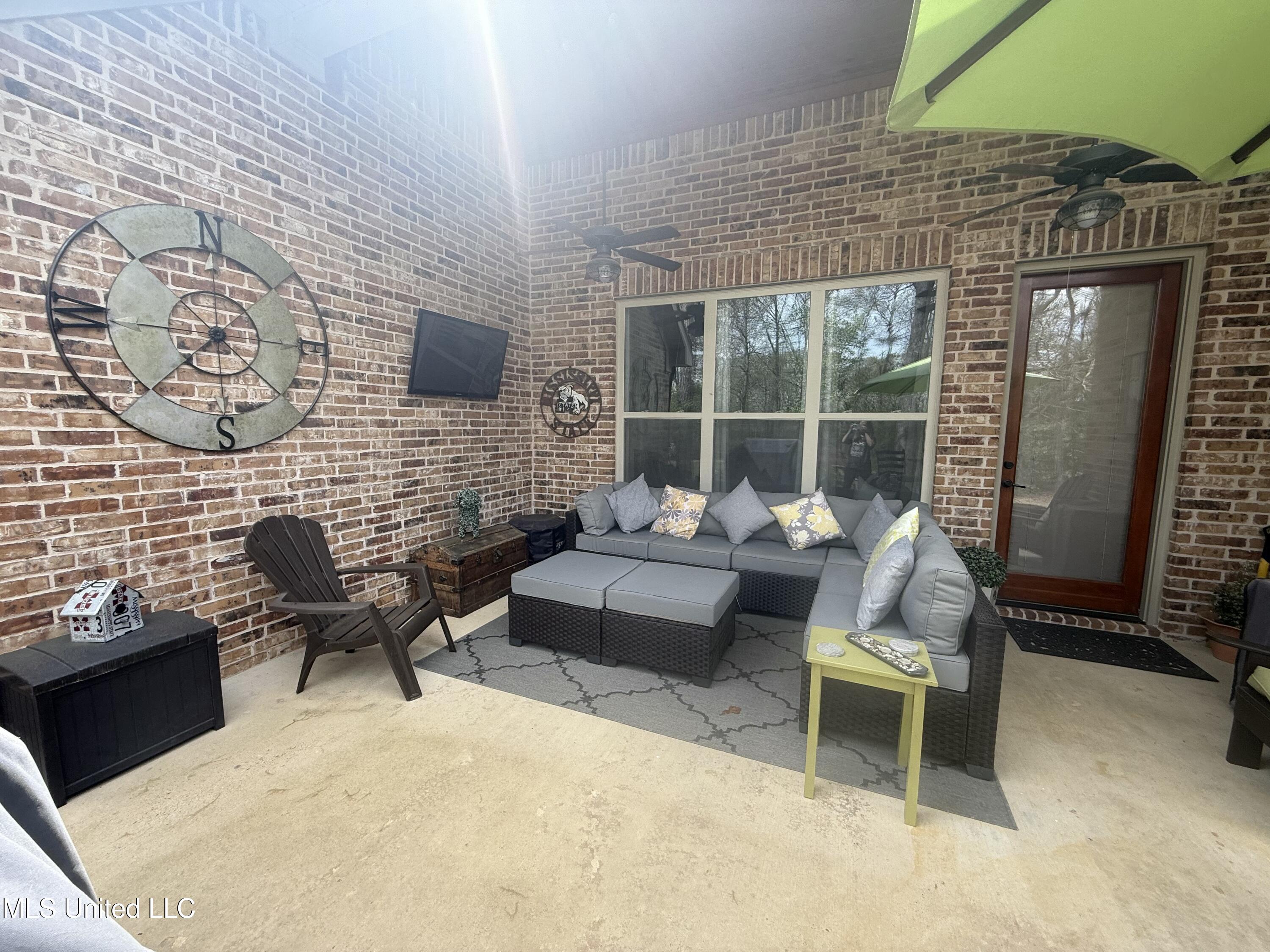 122 Rosemont Drive, Brandon, Mississippi image 3